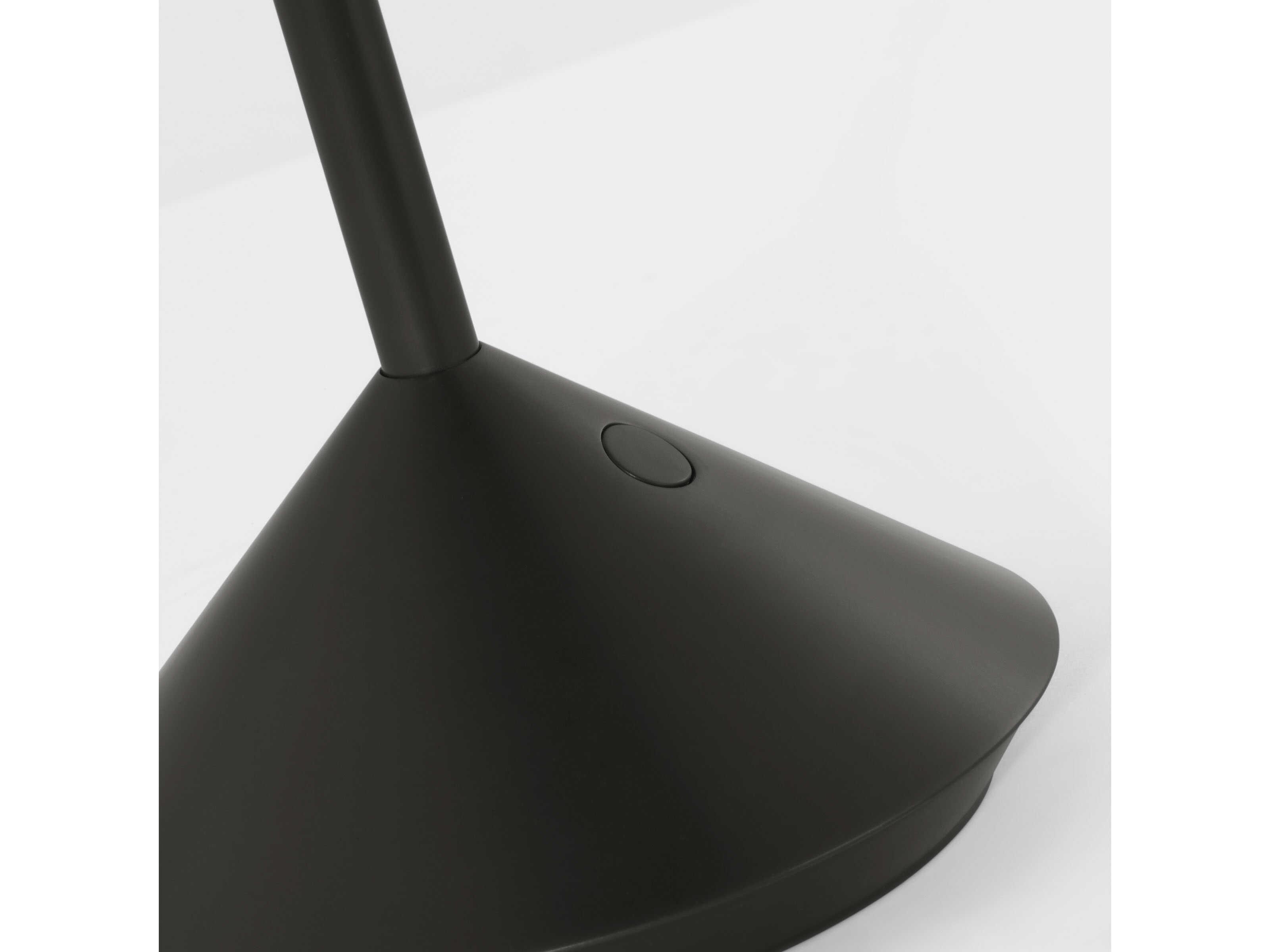 Visual Comfort Modern Moneta 1-Light Outdoor Lamp