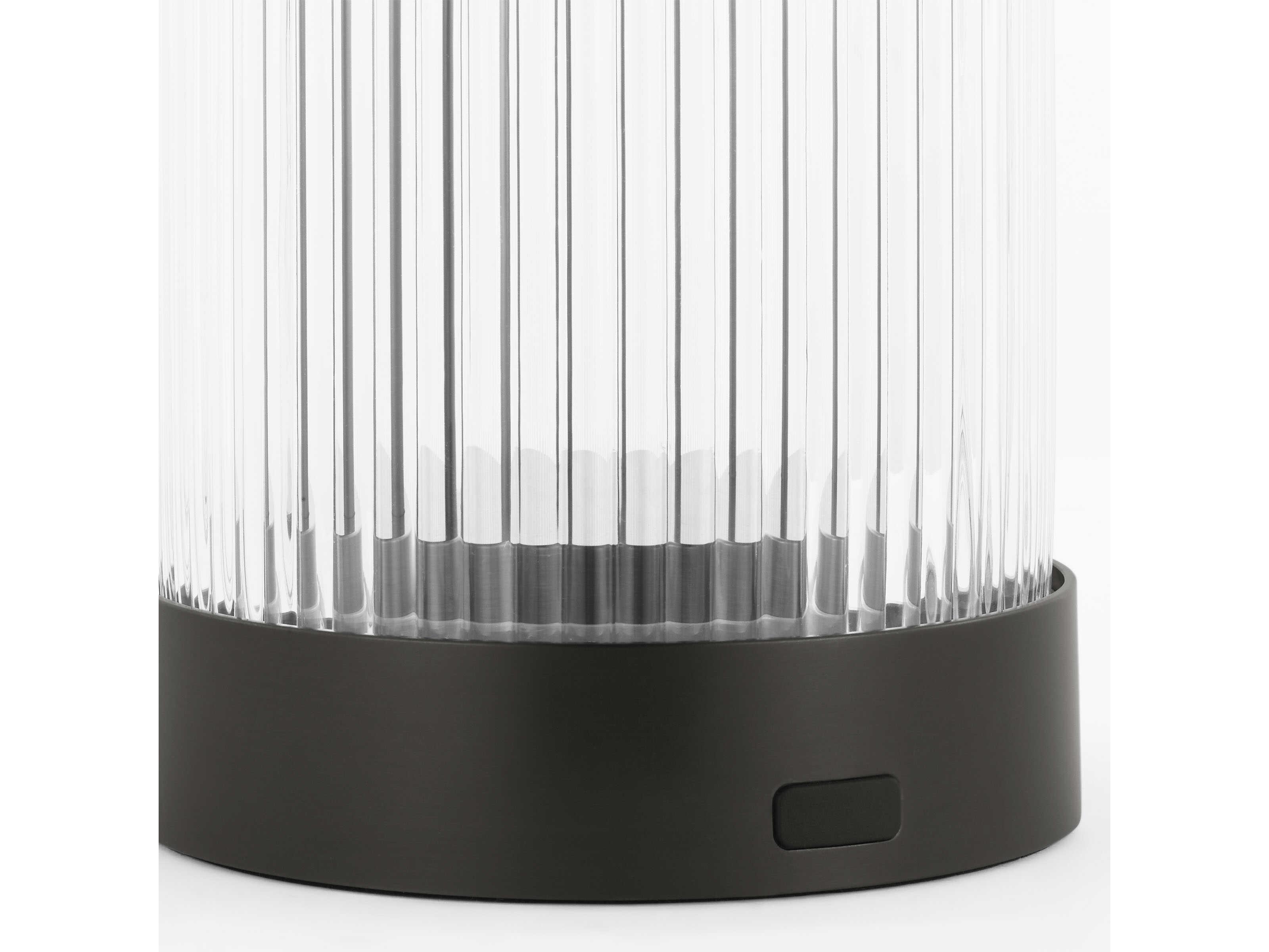 Visual Comfort Modern Tawa 1-Light Outdoor Lamp