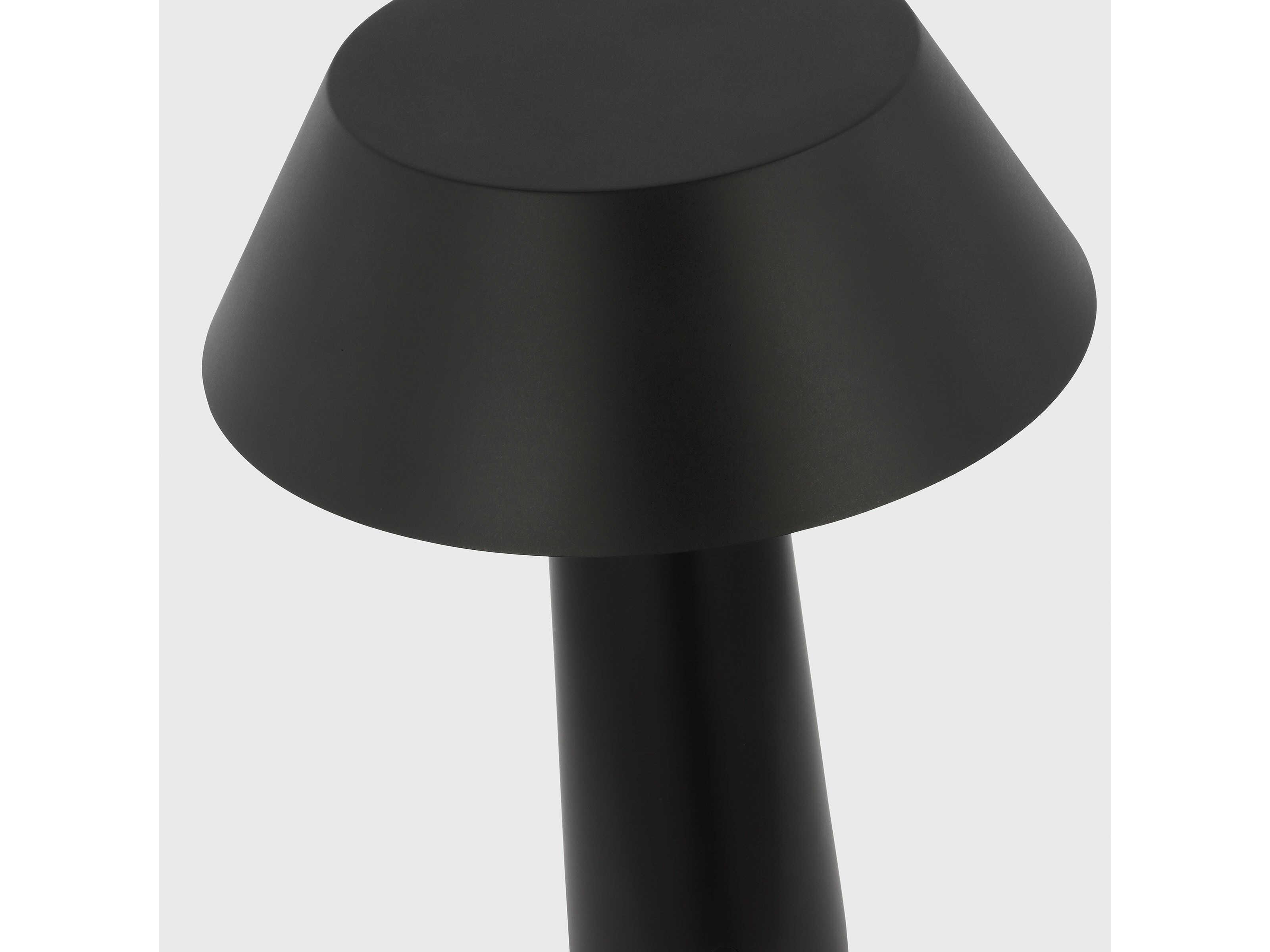 Visual Comfort Modern Sesa 1-Light Outdoor Lamp