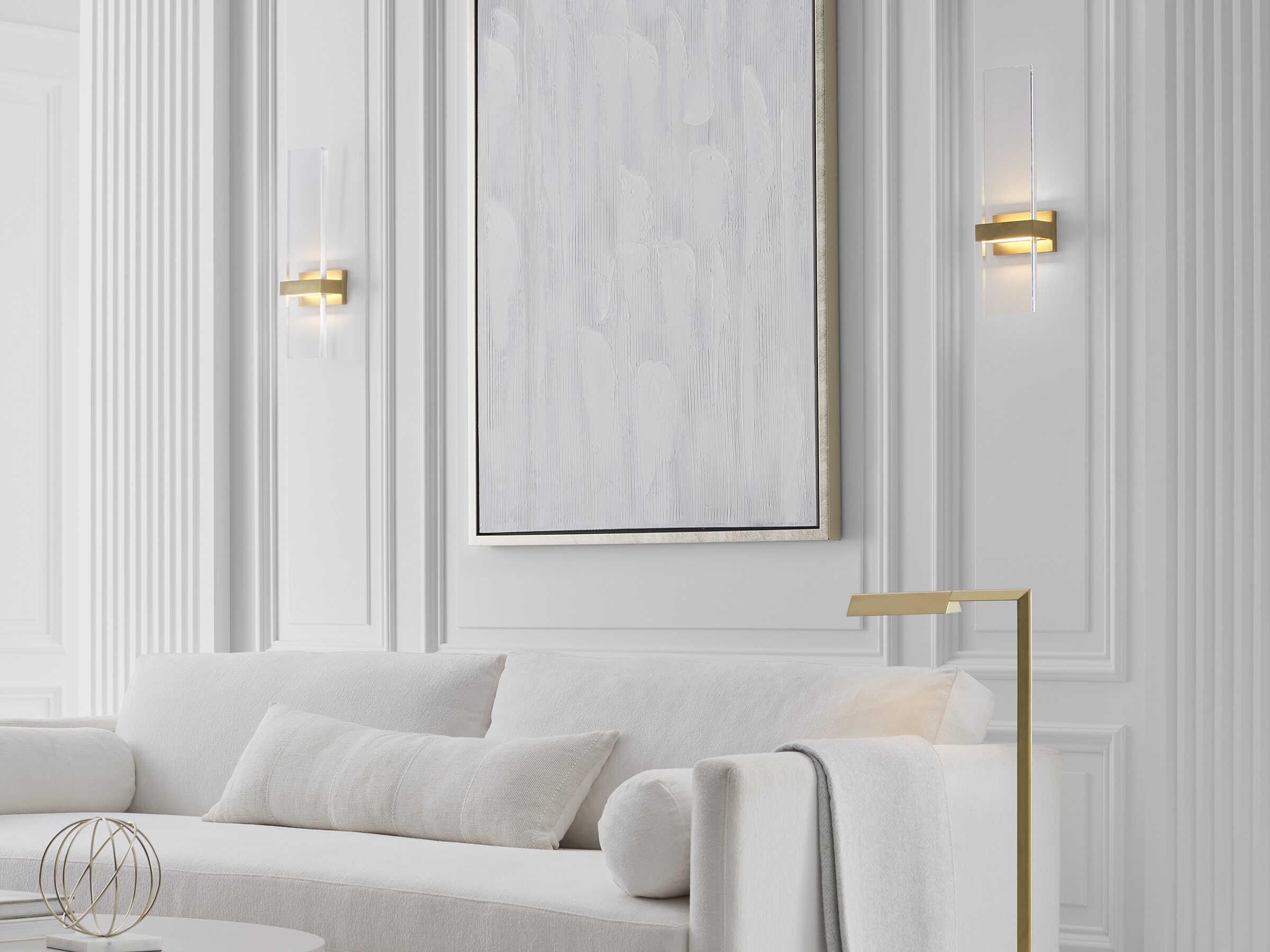 Visual Comfort Modern Flyta 1-Light Natural Brass Wall Sconce