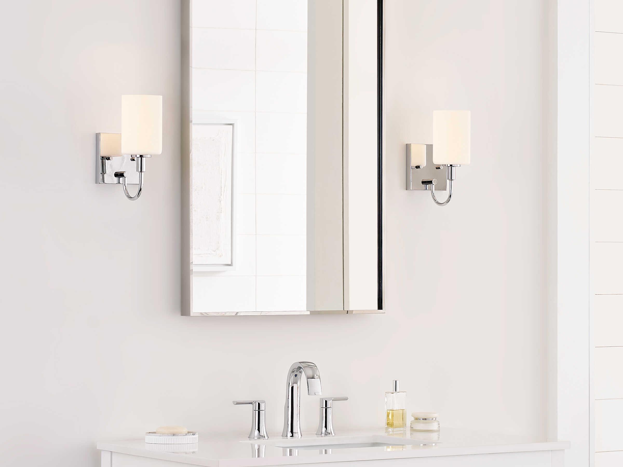 Visual Comfort Studio Oak Moore 1-Light Chrome Wall Sconce