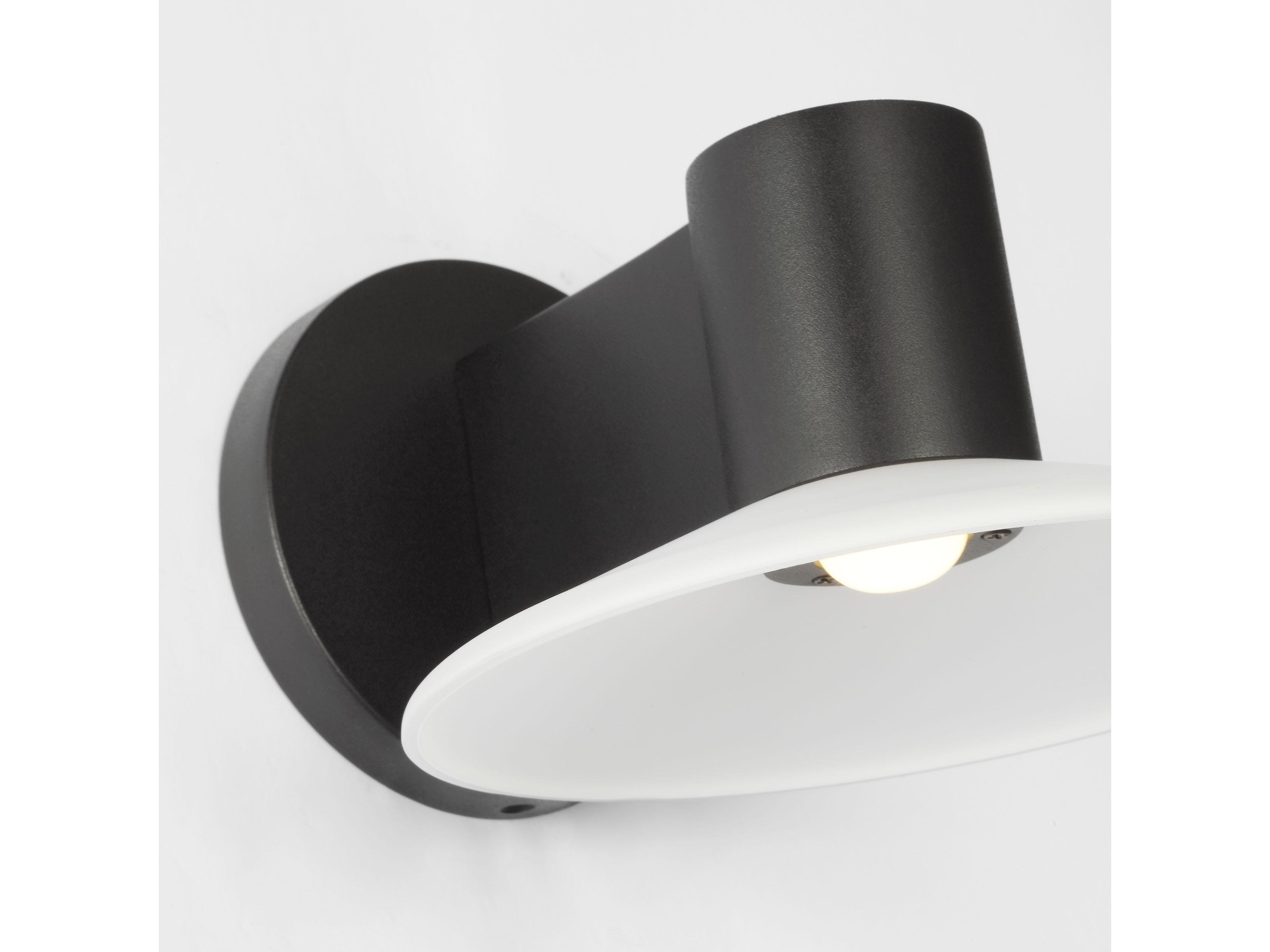 Visual Comfort Studio Focal 1-Light Outdoor Wall Light