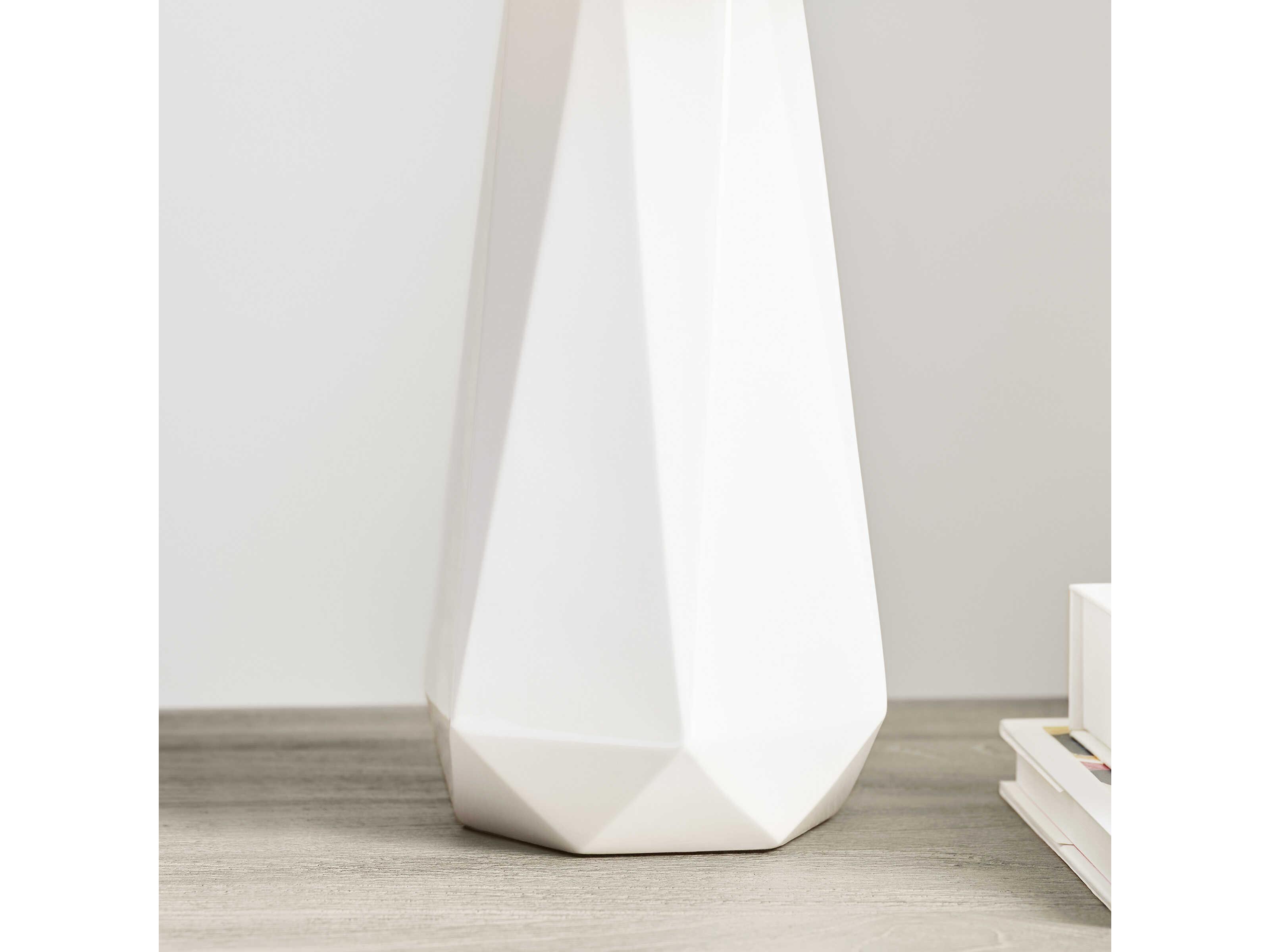 Visual Comfort Studio Moresby Gloss White Linen Table Lamp