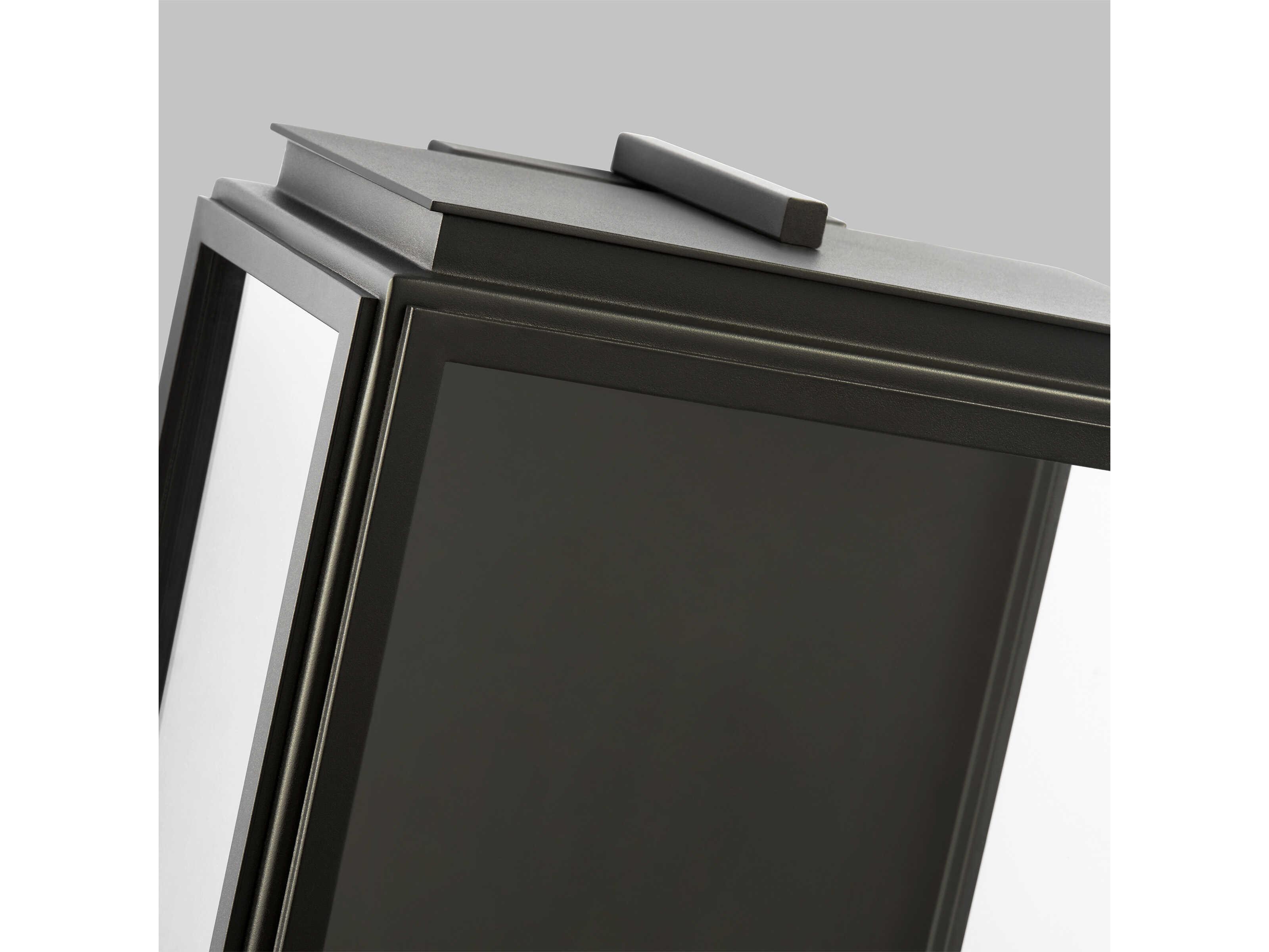 Visual Comfort Studio Edgar 1-Light Outdoor Wall Light