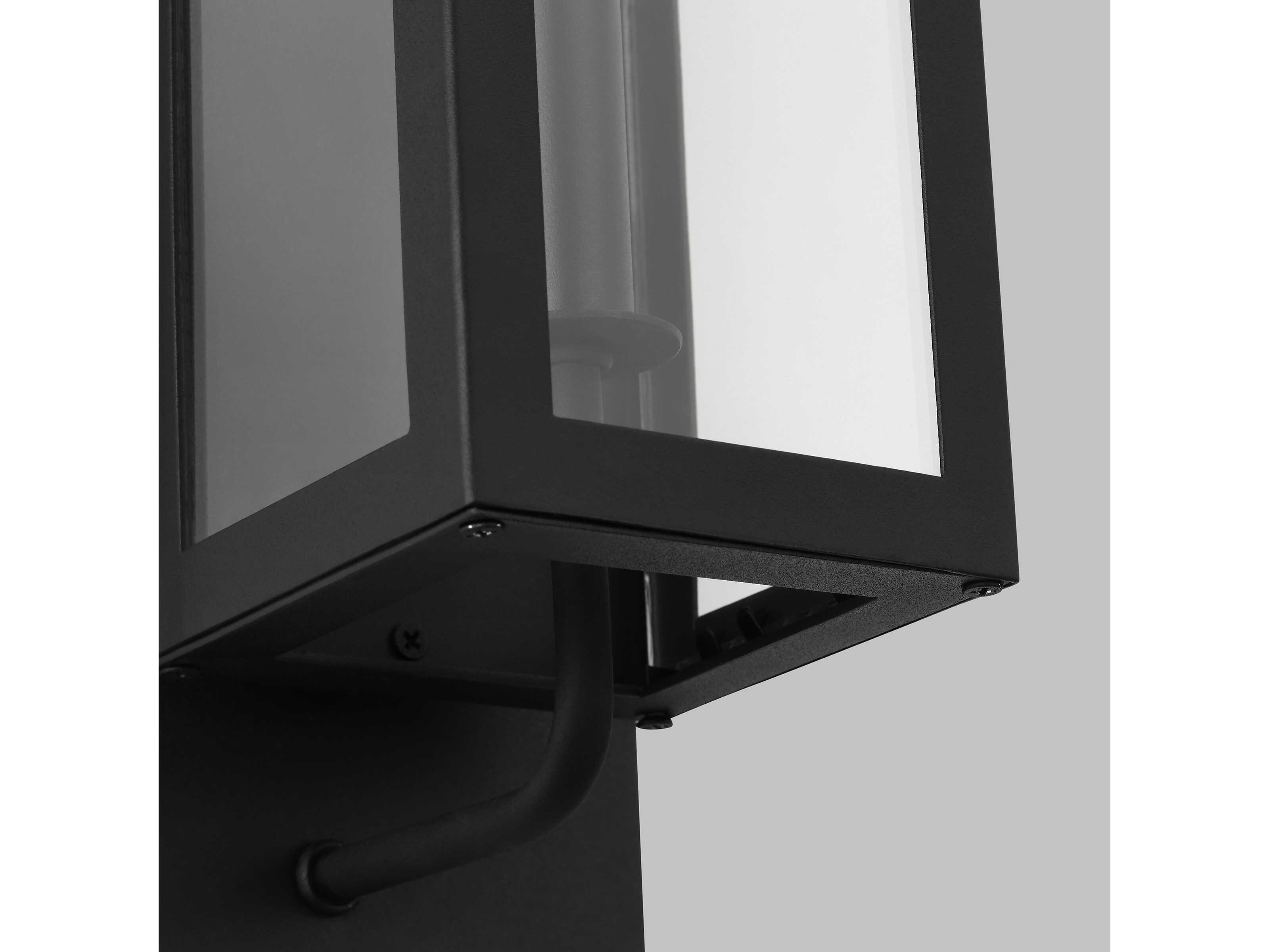 Visual Comfort Studio Dresden 1-Light Outdoor Wall Light