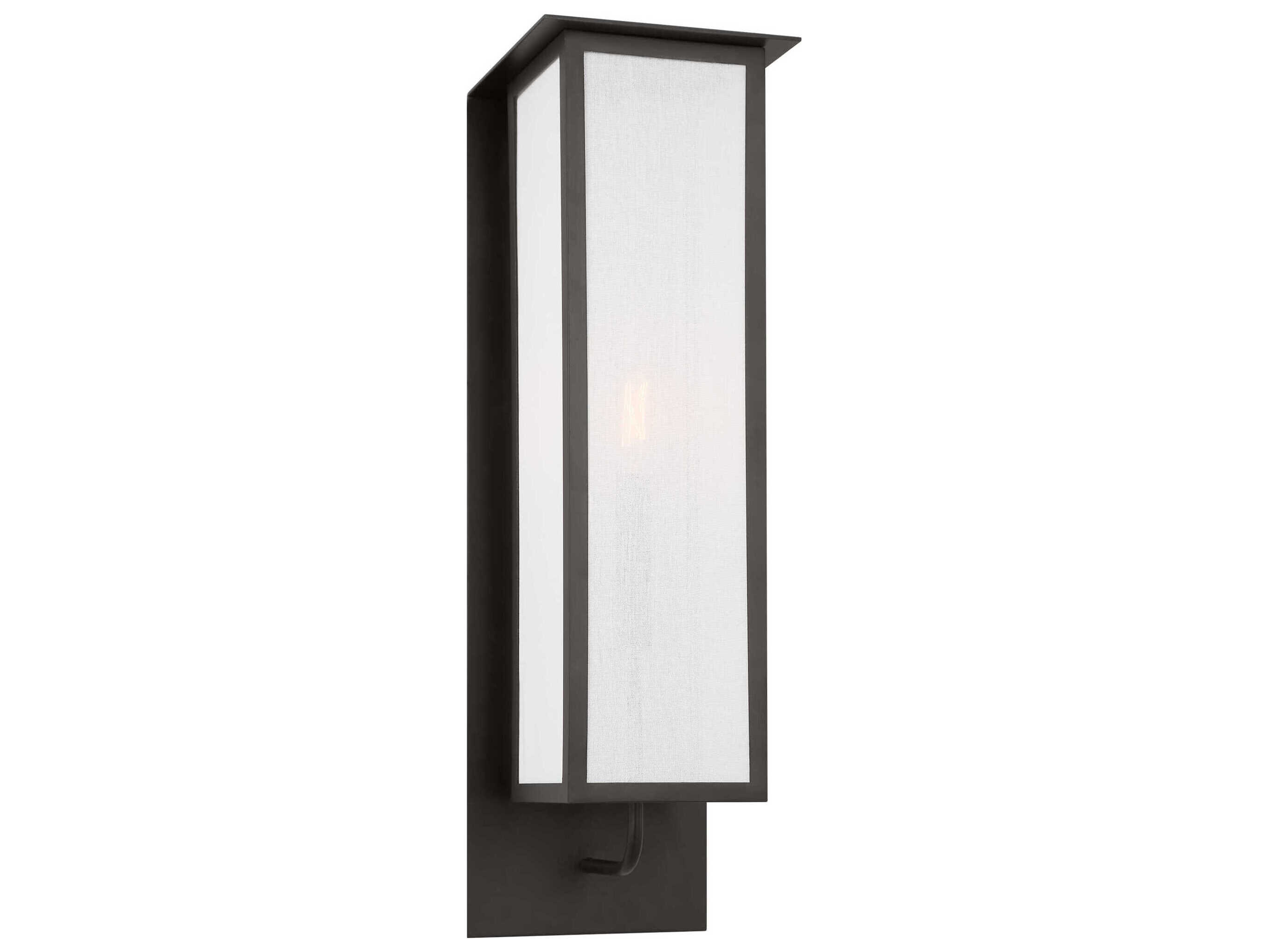 Visual Comfort Studio Dresden 1-Light Outdoor Wall Light