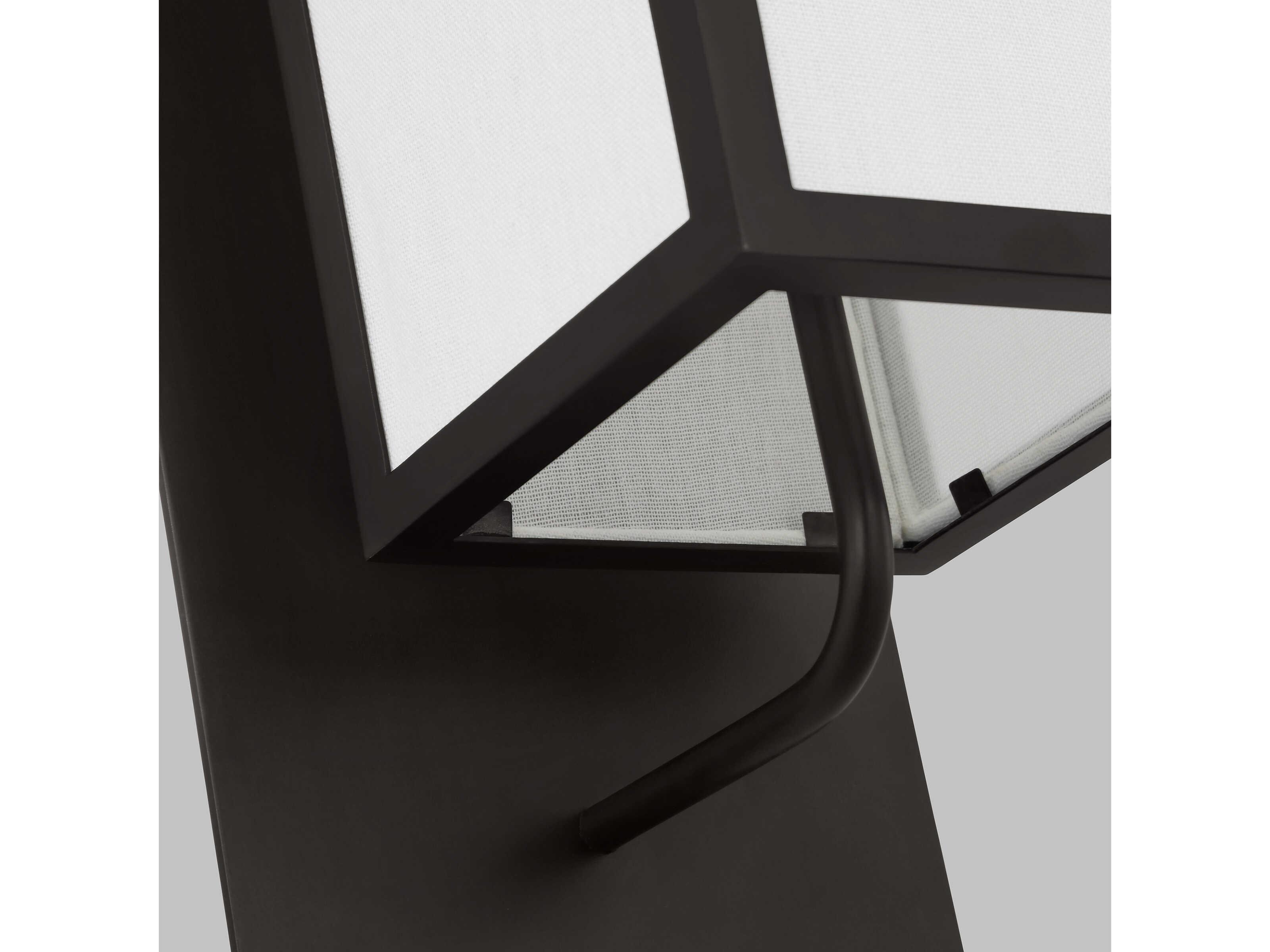 Visual Comfort Studio Dresden 1-Light Outdoor Wall Light