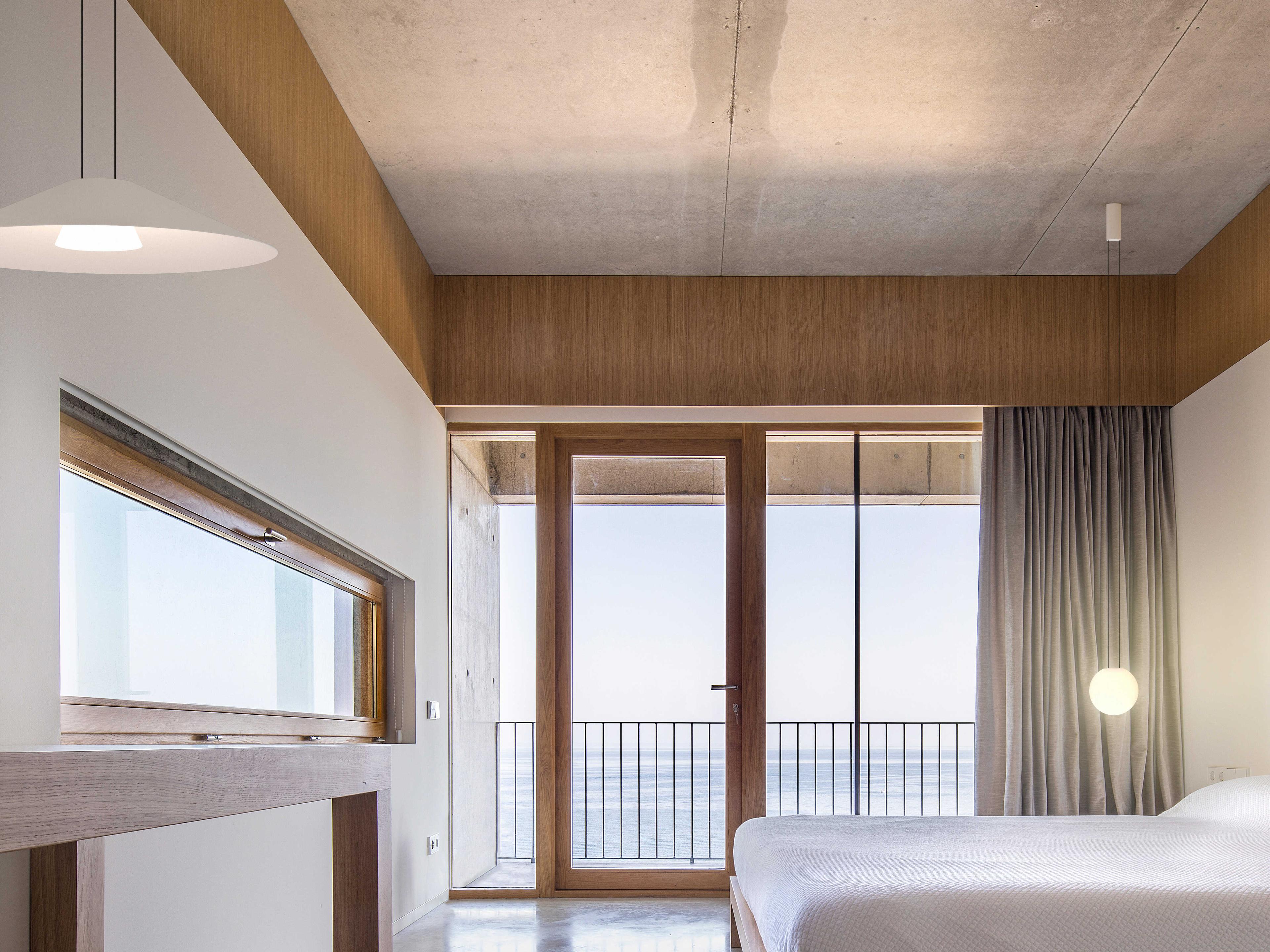 Vibia Circus Solo 1-Light White Globe Mini Pendant