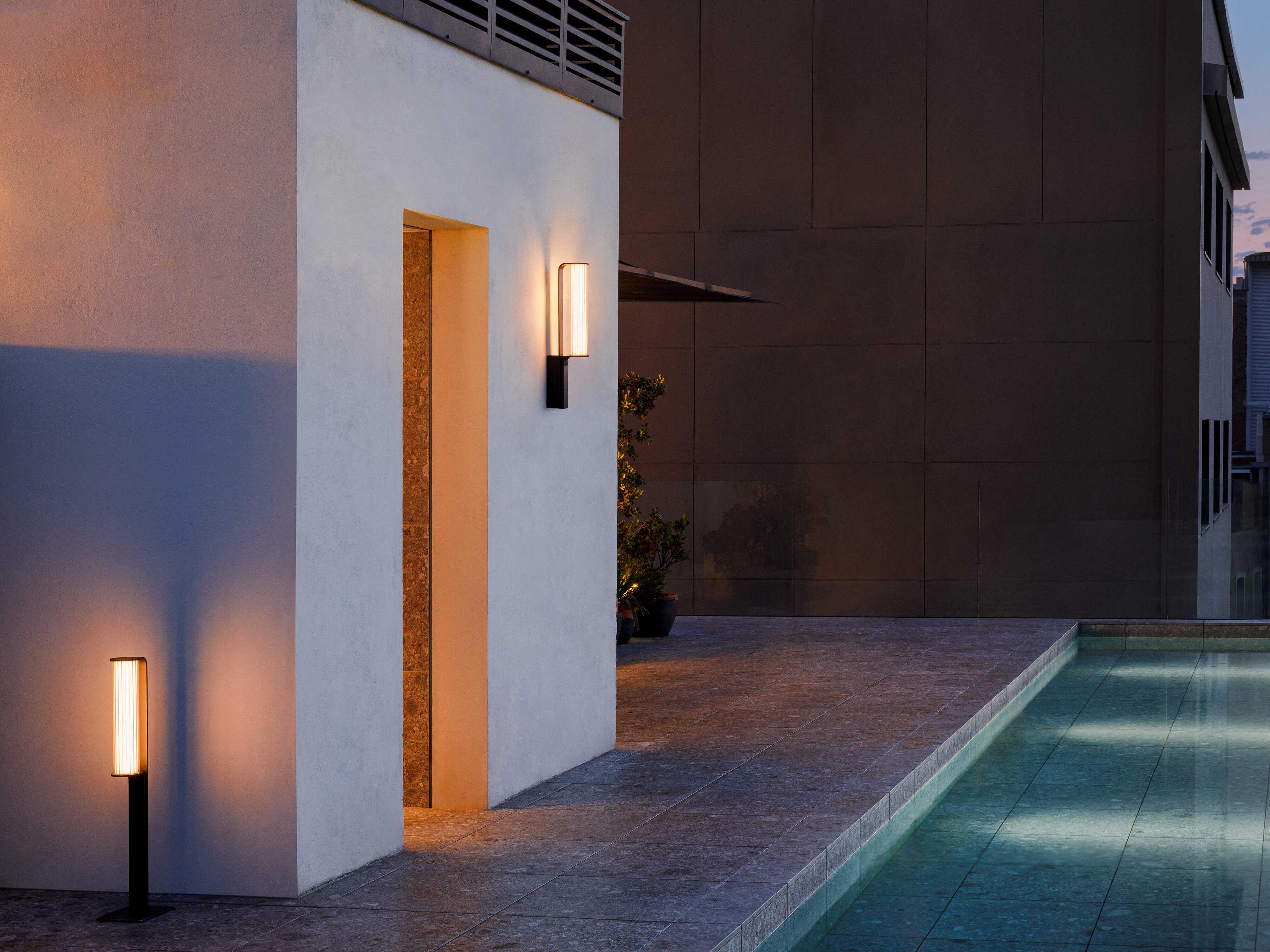 Vibia Class 1-Light Outdoor Path Light