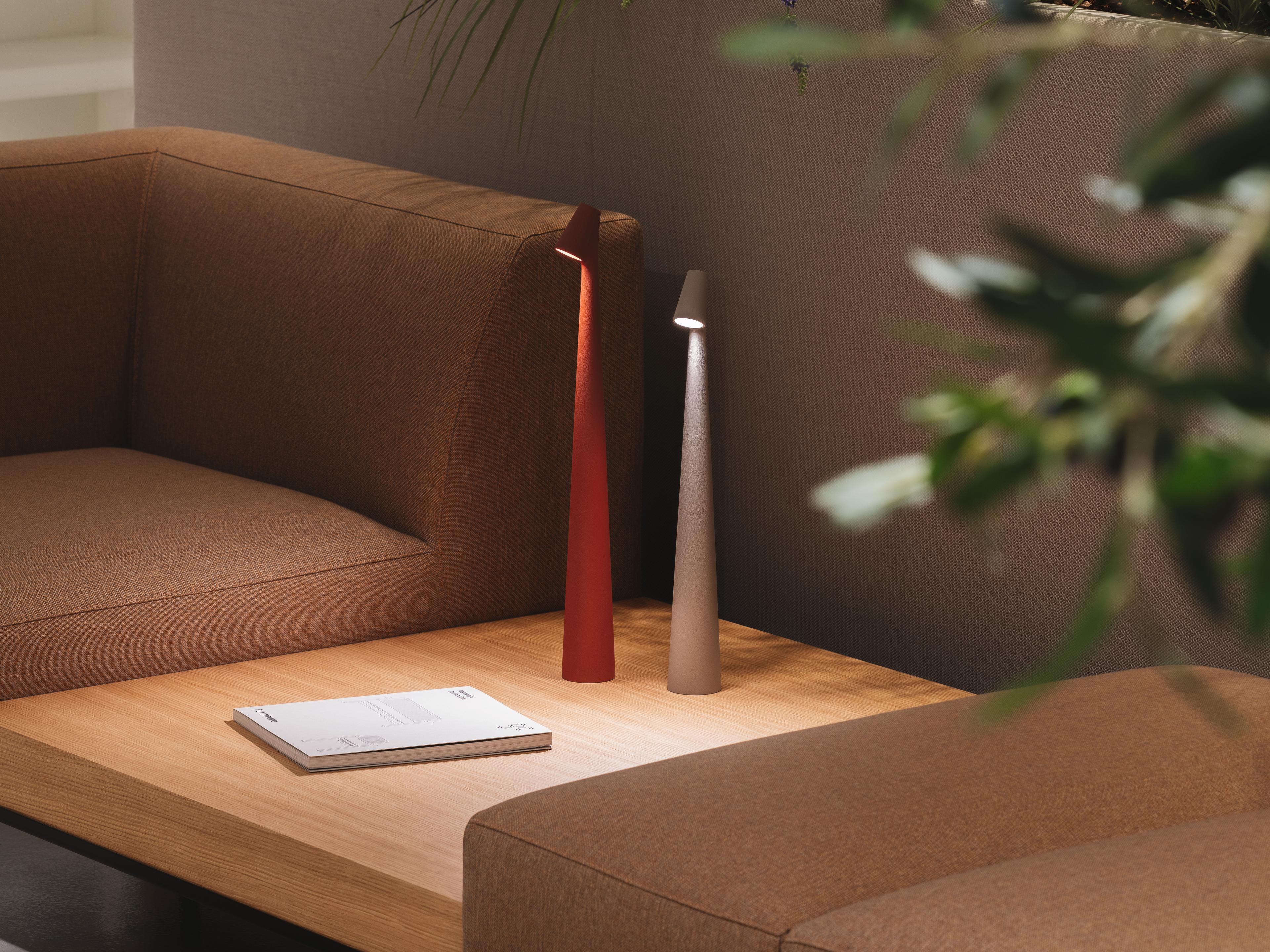 Vibia Africa White Table Lamp