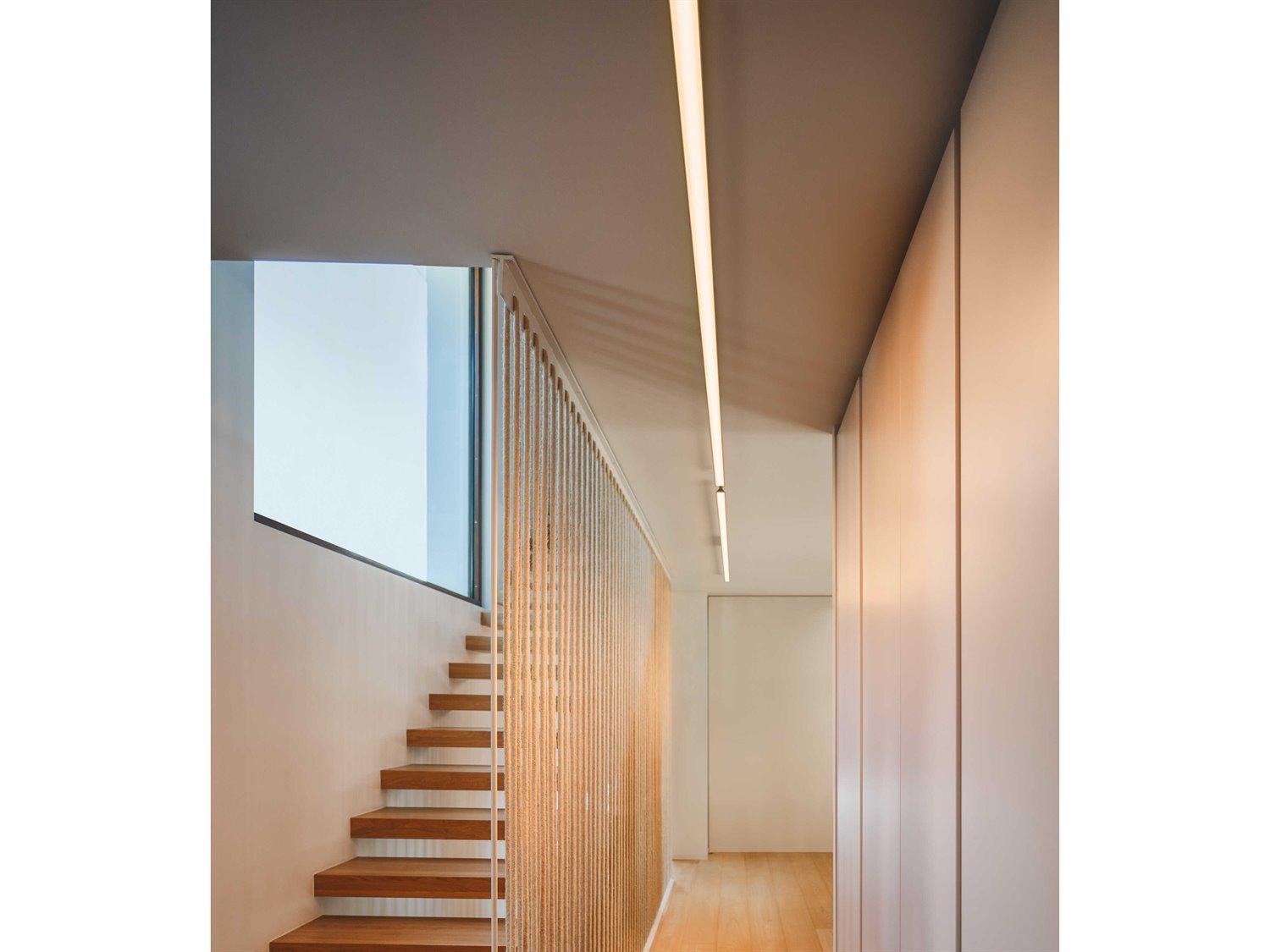 Vibia Spa 1-Light Black Wall Sconce