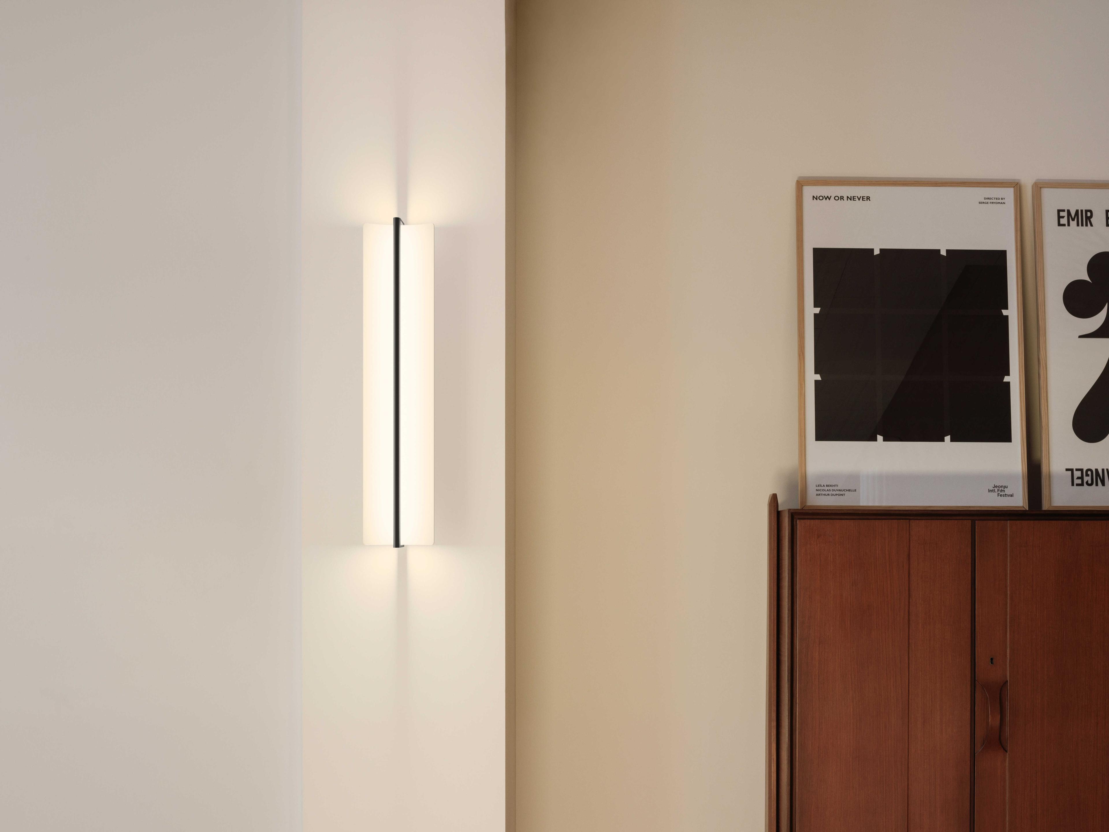 Vibia Kontorno 1-Light Black Wall Sconce