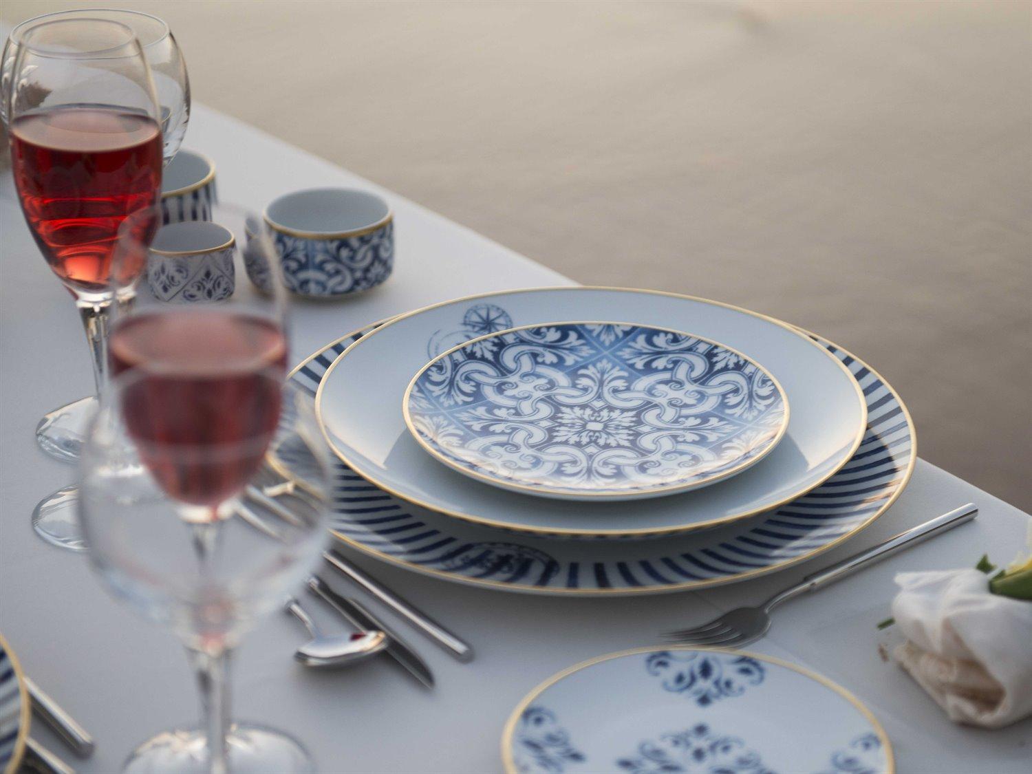 Vista Alegre Transatlantica Charger Plate