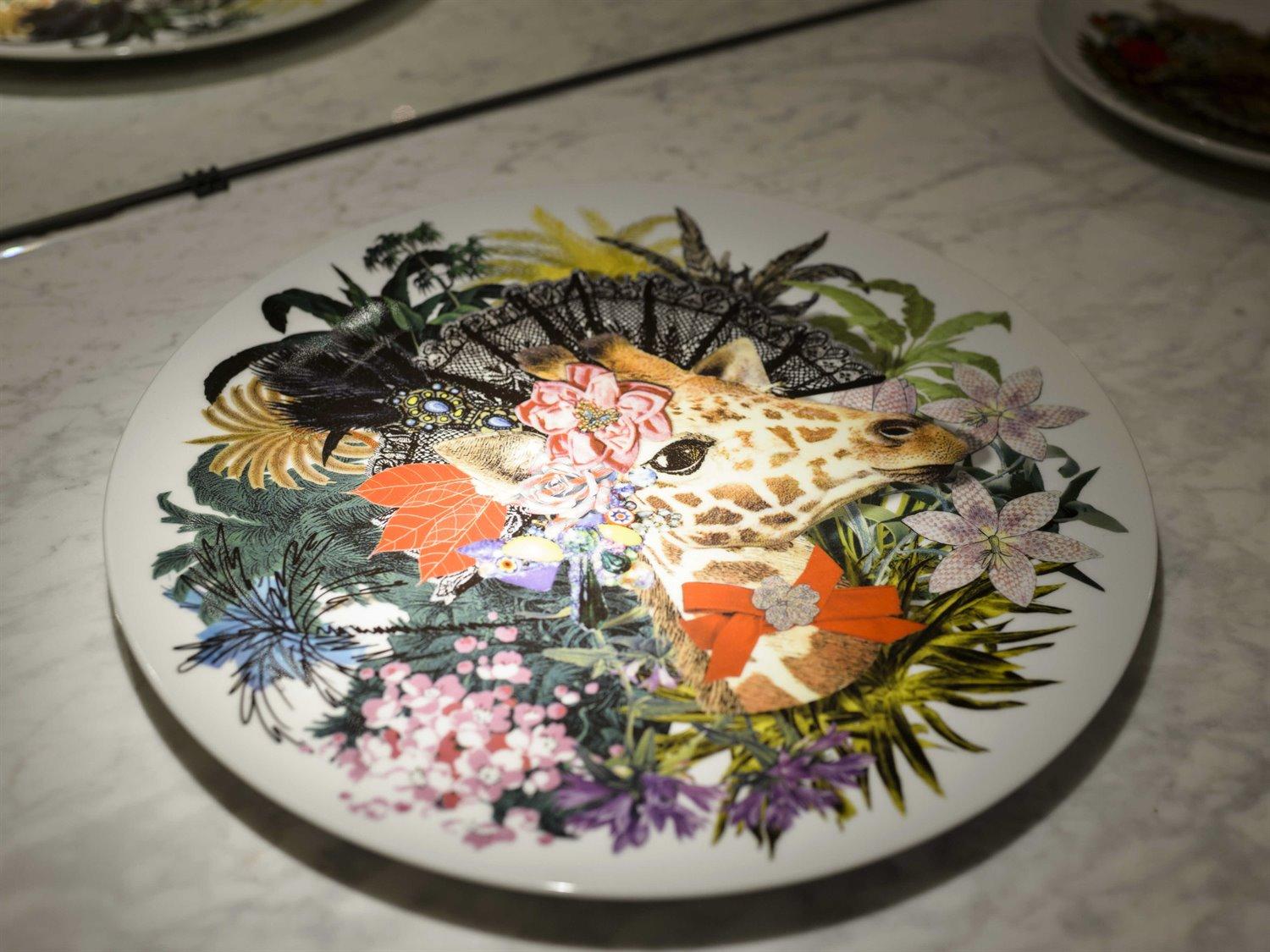 Vista Alegre Lacroix Love Who You Want Jungle King Charger Plate