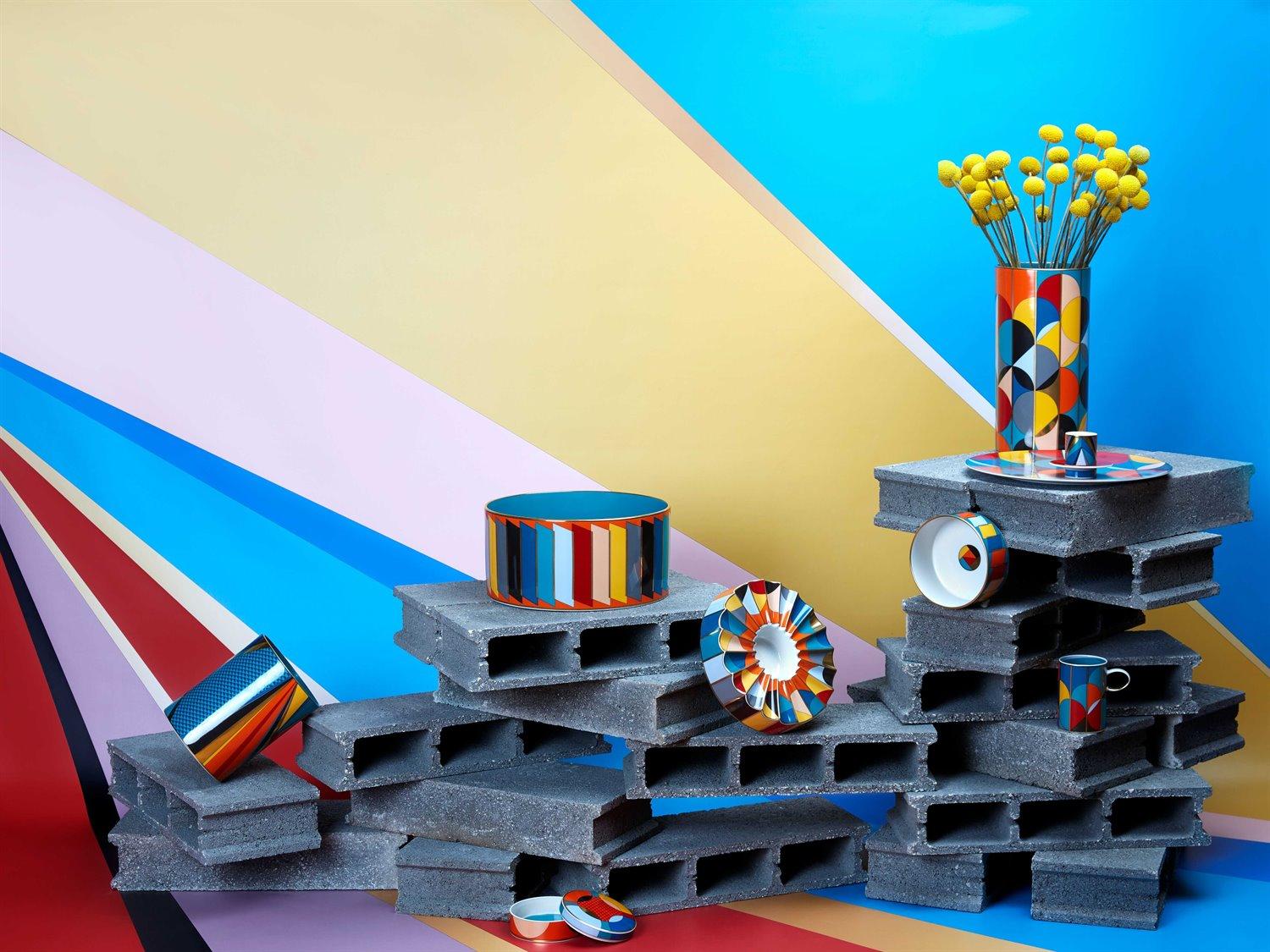 Vista Alegre Futurismo Tall Centerpiece