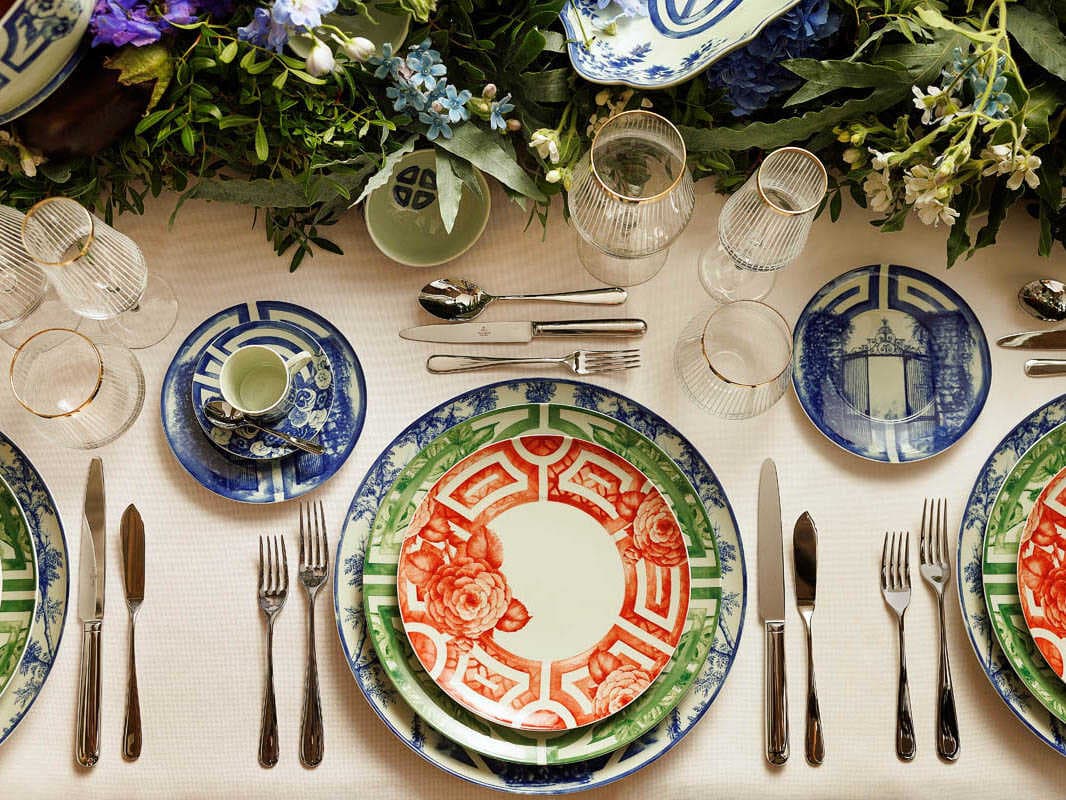 Vista Alegre The Meaning Charger