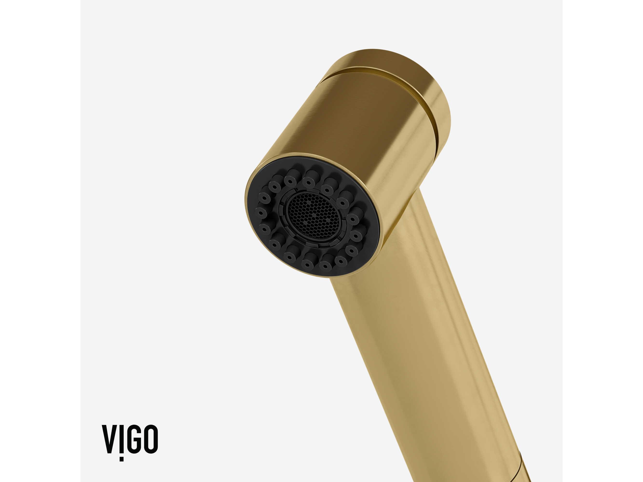 Vigo Branson Matte Brushed Gold Single Handle Pull-Out Sprayer Kitchen Faucet