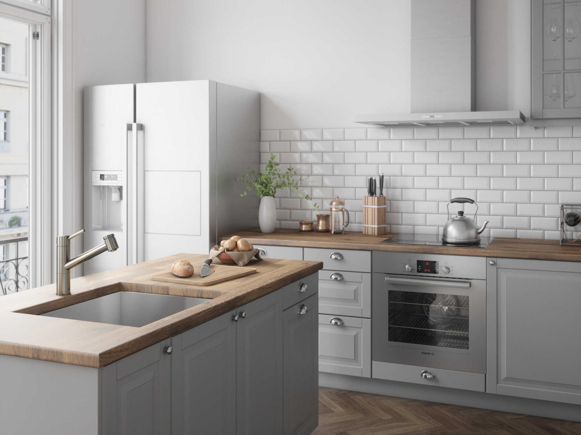 Vigo Branson Stainless Steel 1-Handle Deck Mount Pull-Out Kitchen Faucet