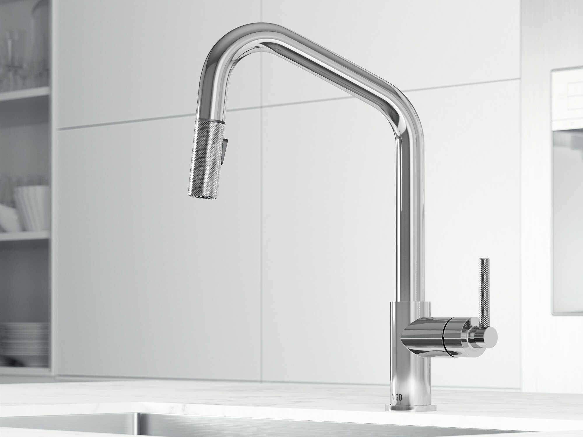 Vigo Utopia Chrome Single Handle Pull-Down Sprayer Kitchen Faucet