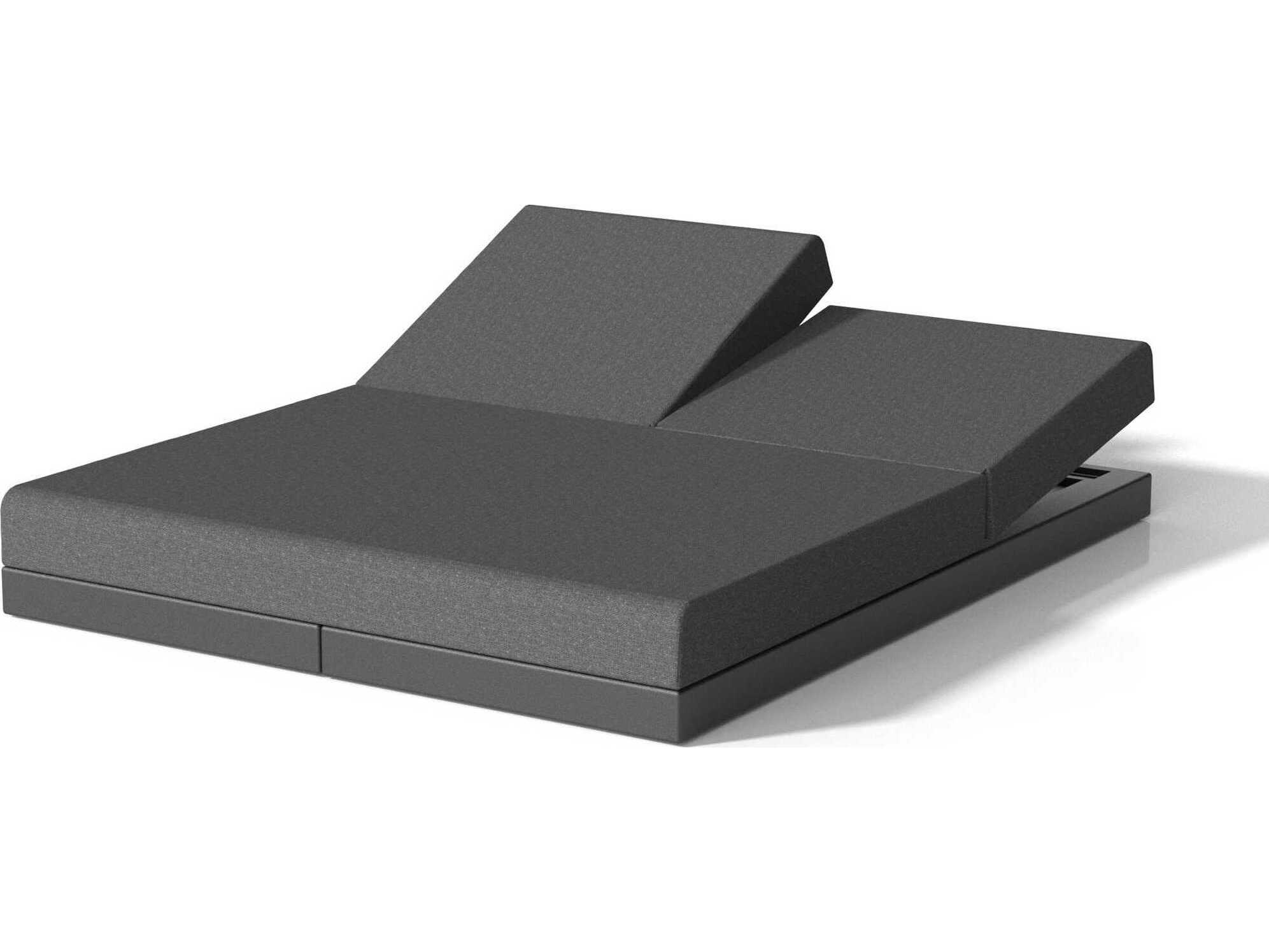 Vondom Outdoor Pixel Resin / Cushion Black Daybed