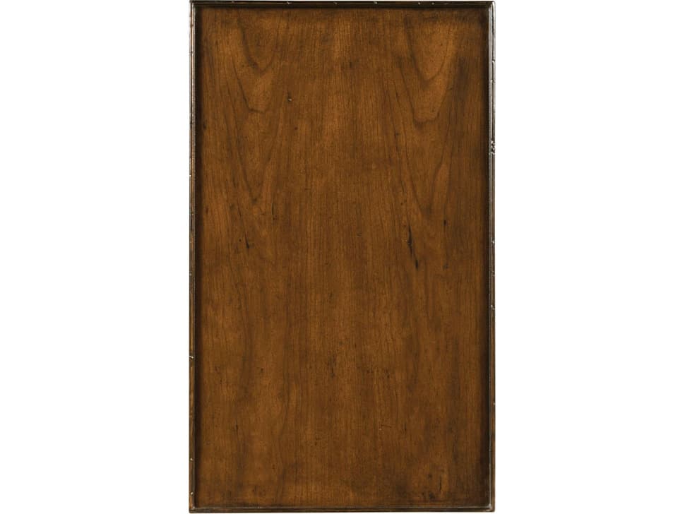 Woodbridge Pinot Drink Table