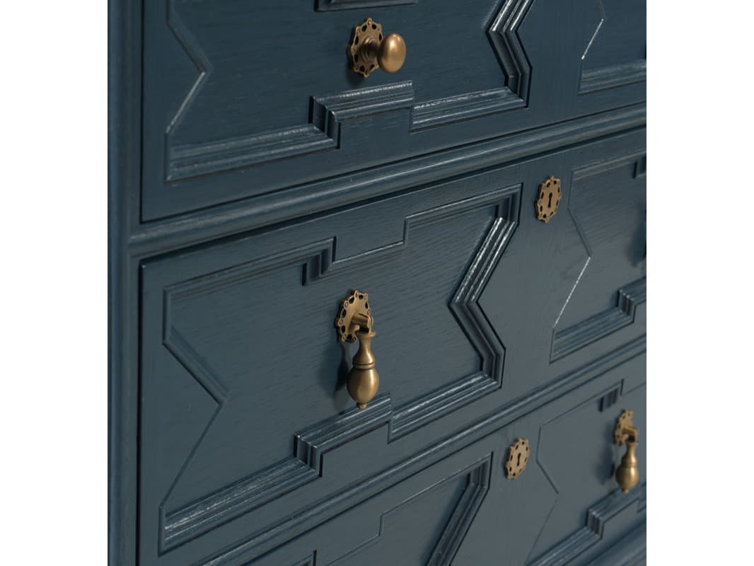 Woodbridge 17th Century Chest