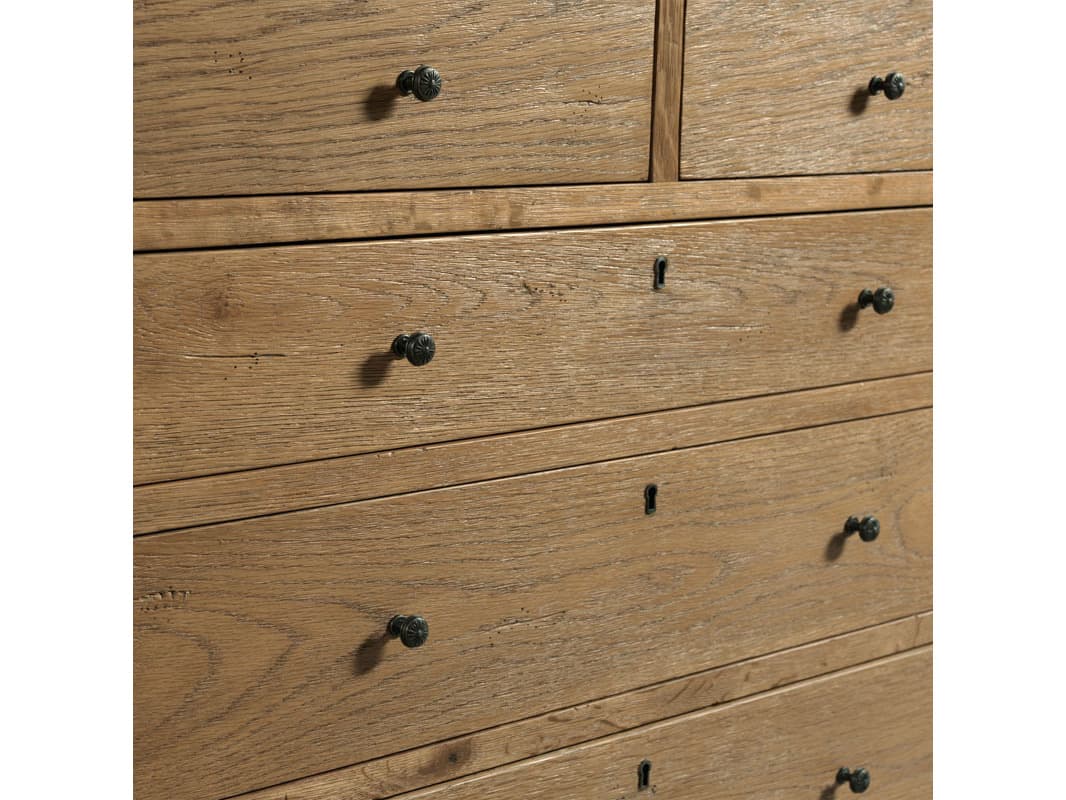 Woodbridge Shire Chest