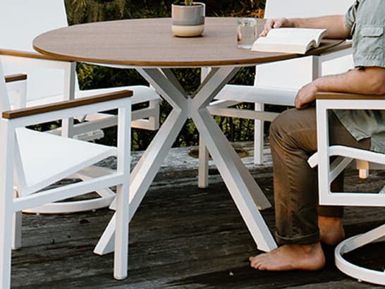 Windward Design Group Lexington Aluminum Round Outdoor Patio Dining Table with Umbrella Hole