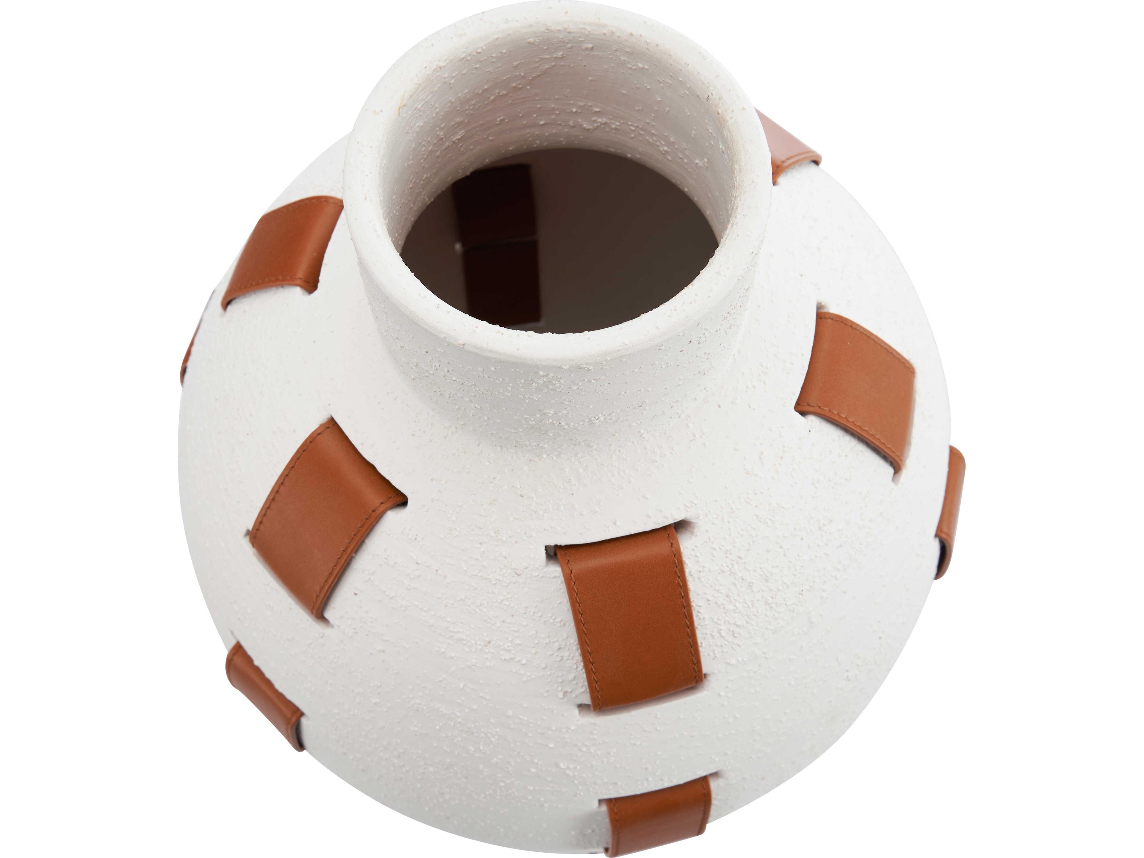 Wildwood Italia White cream Vase