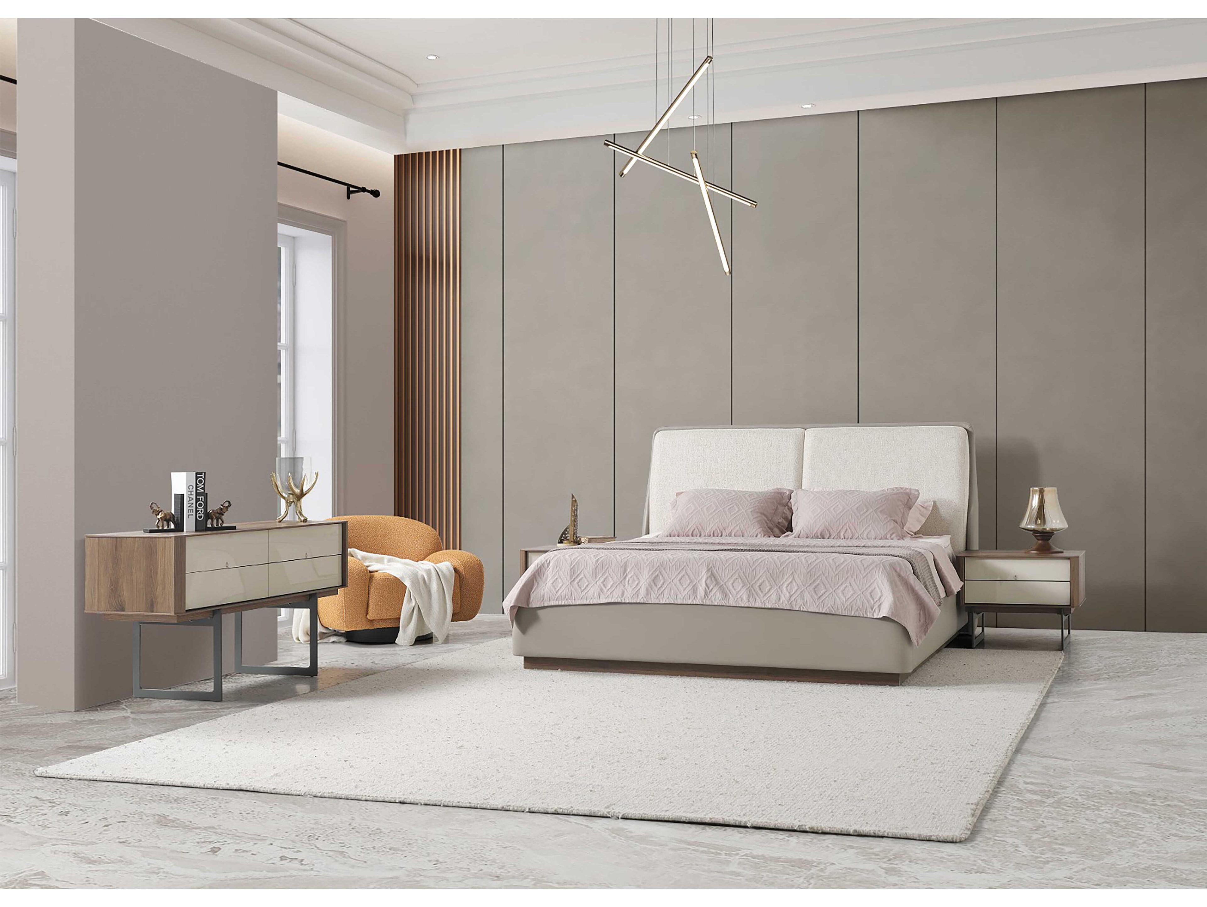 Whiteline Modern Living Romina Light Grey Upholstered Queen Platform Bed