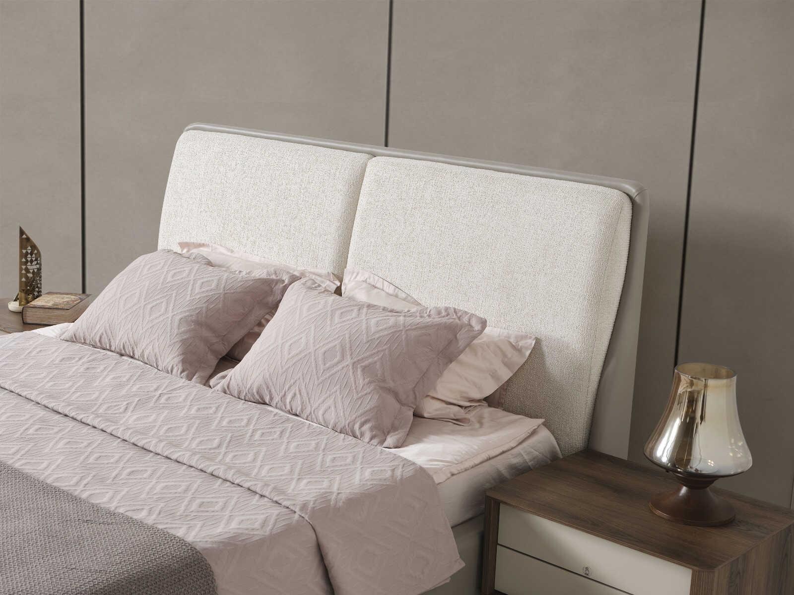 Whiteline Modern Living Romina Light Grey Upholstered Queen Platform Bed