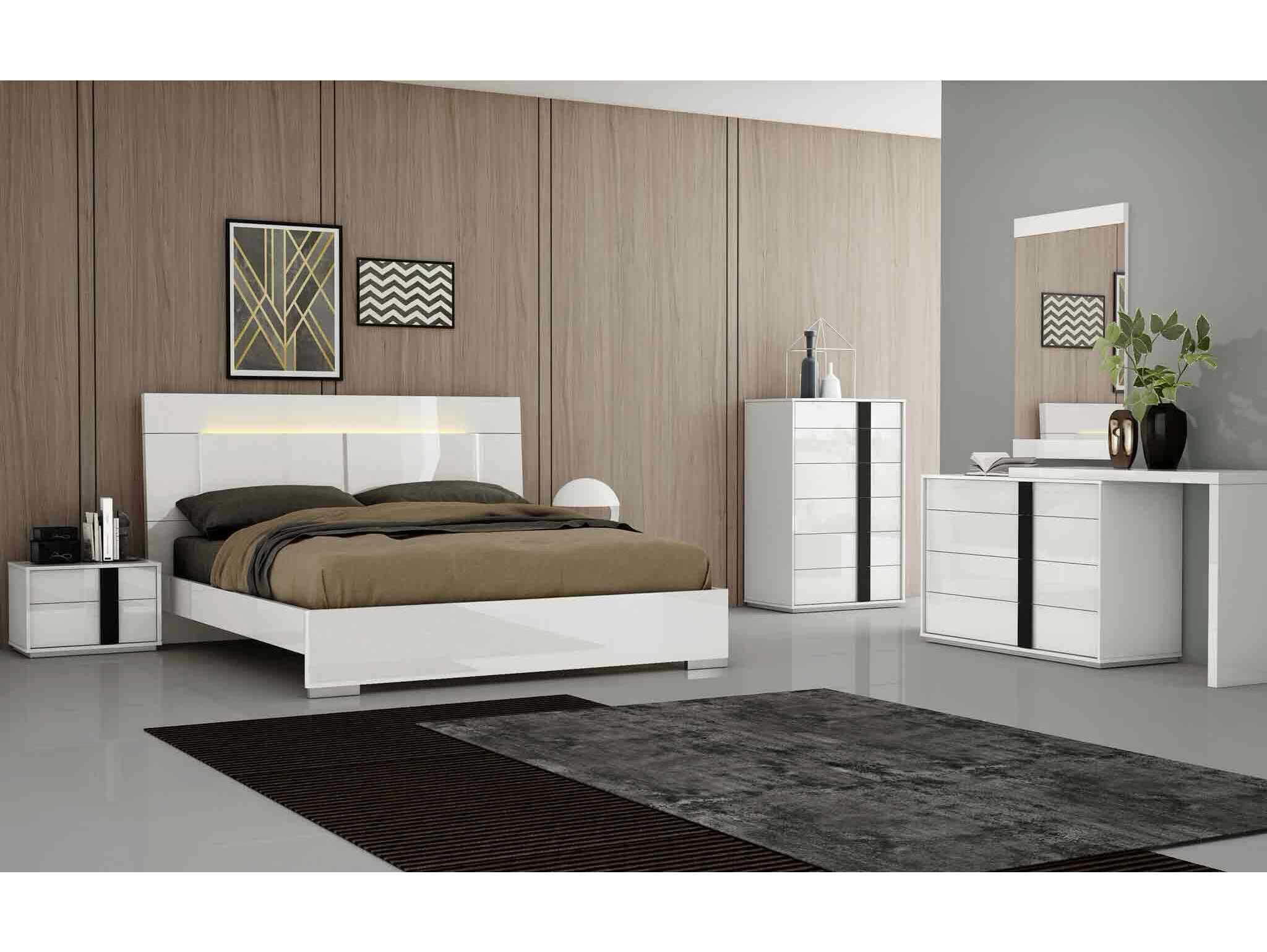 Whiteline Modern Living Kimberly Double Dresser