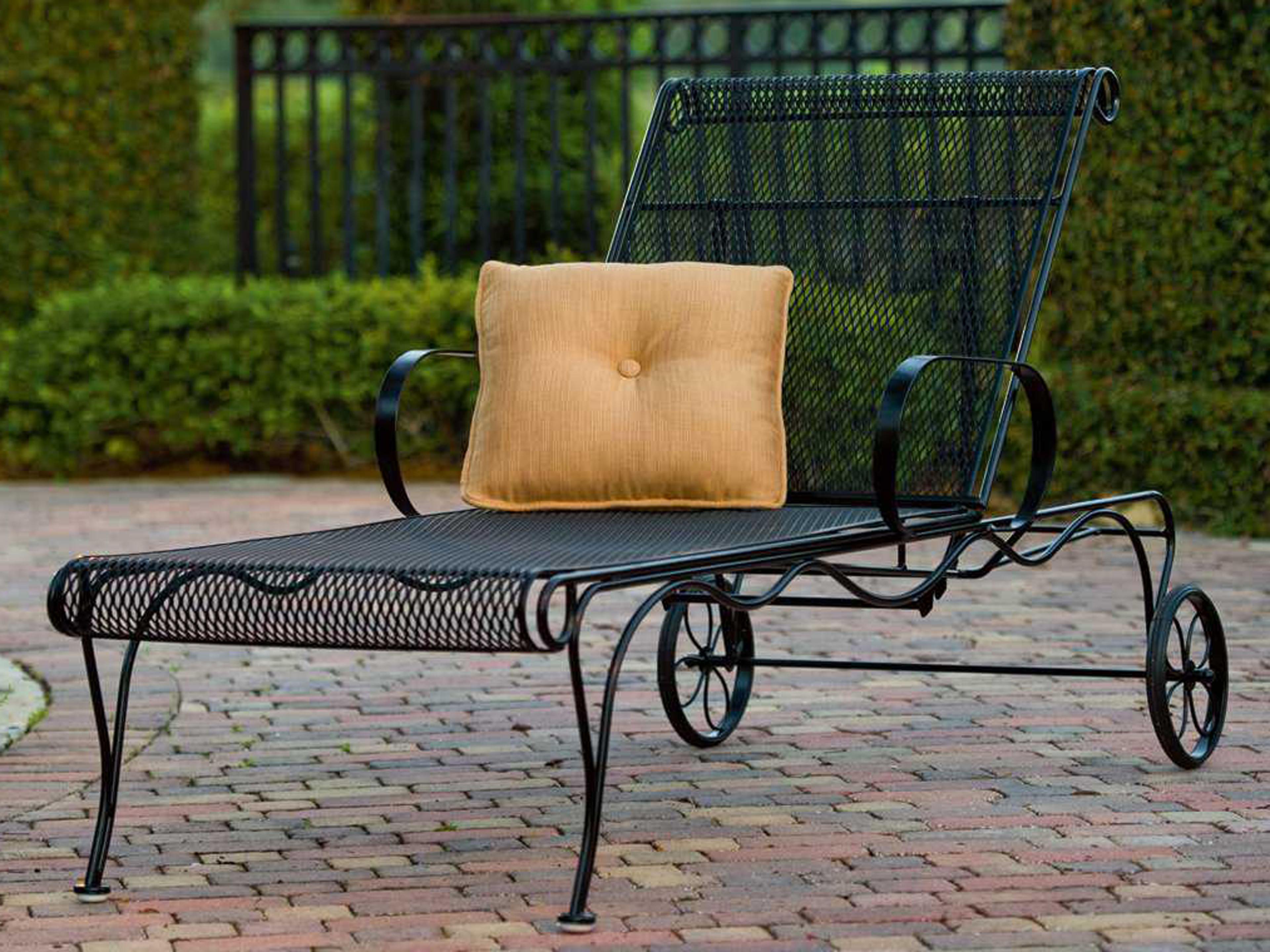 Woodard Tucson Wrought Iron Adjustable Outdoor Chaise Lounge