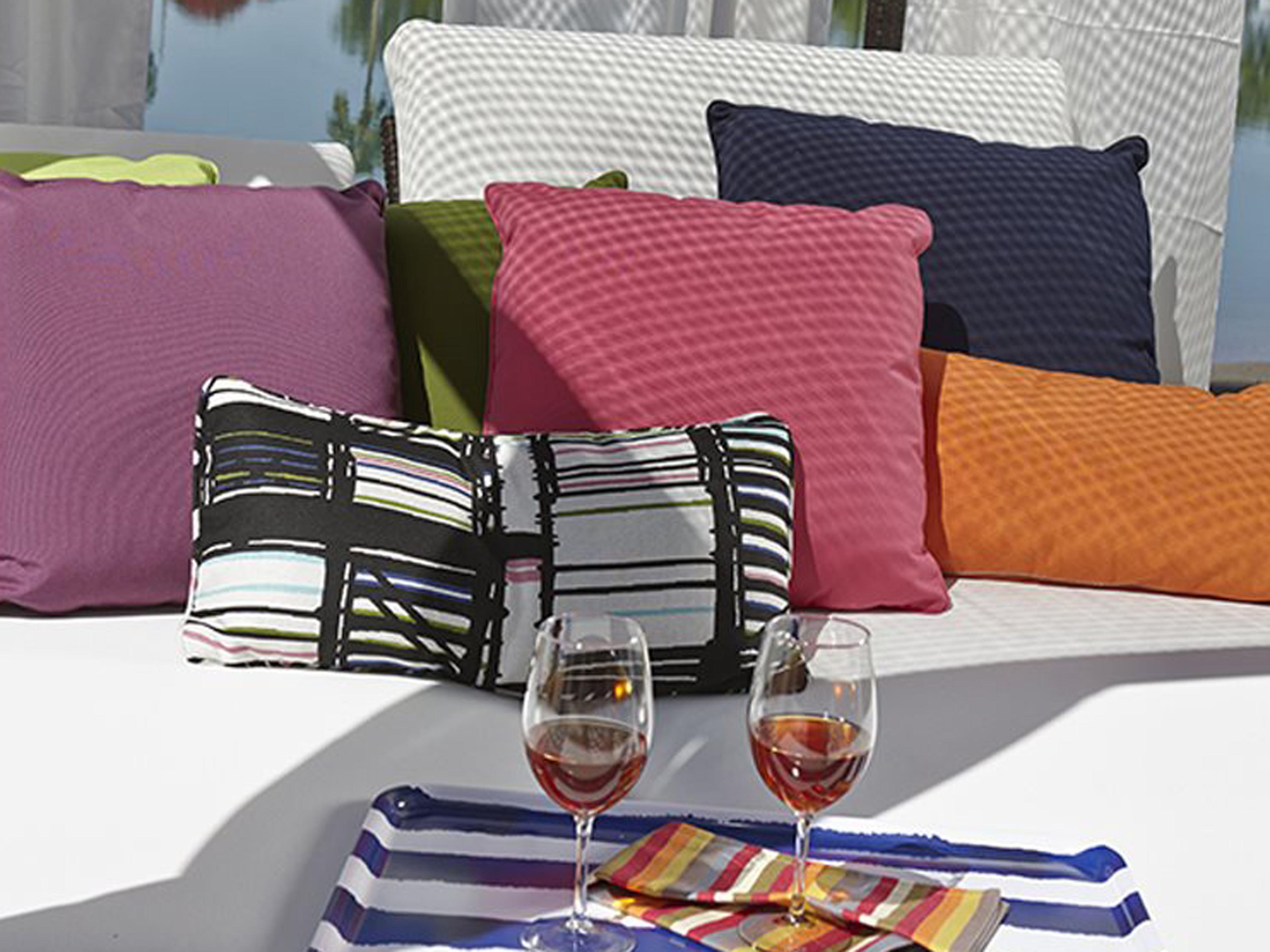 Woodard Whitecraft Montecito Wicker Daybed Set