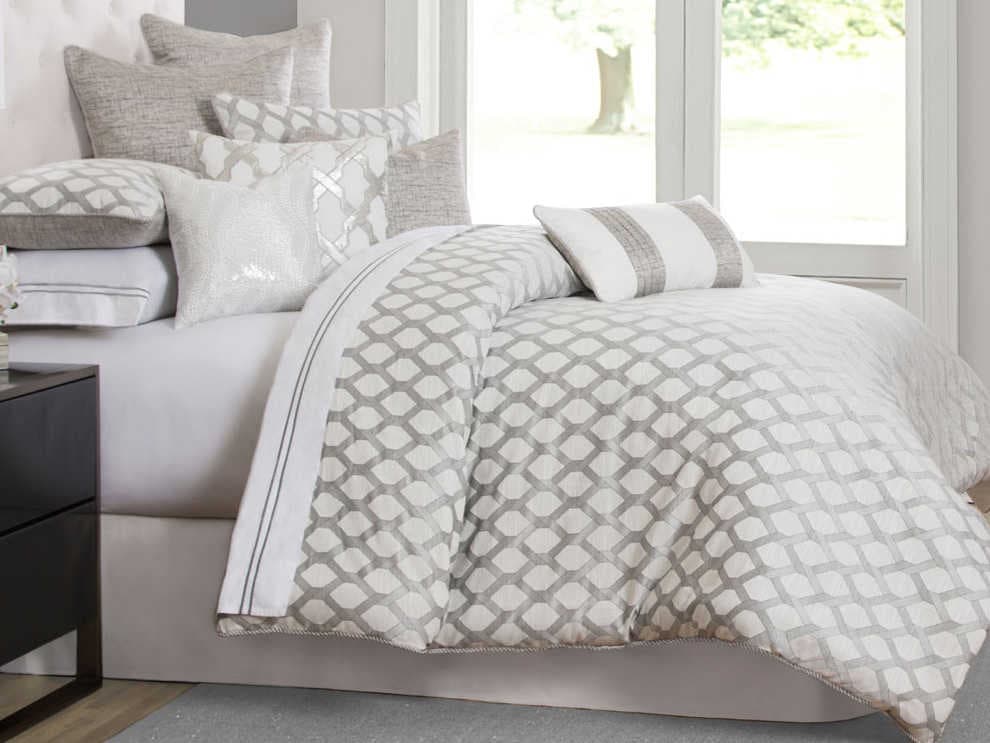 Michael Amini Bedding Newport 10-Piece King Comforter Set - Platinum