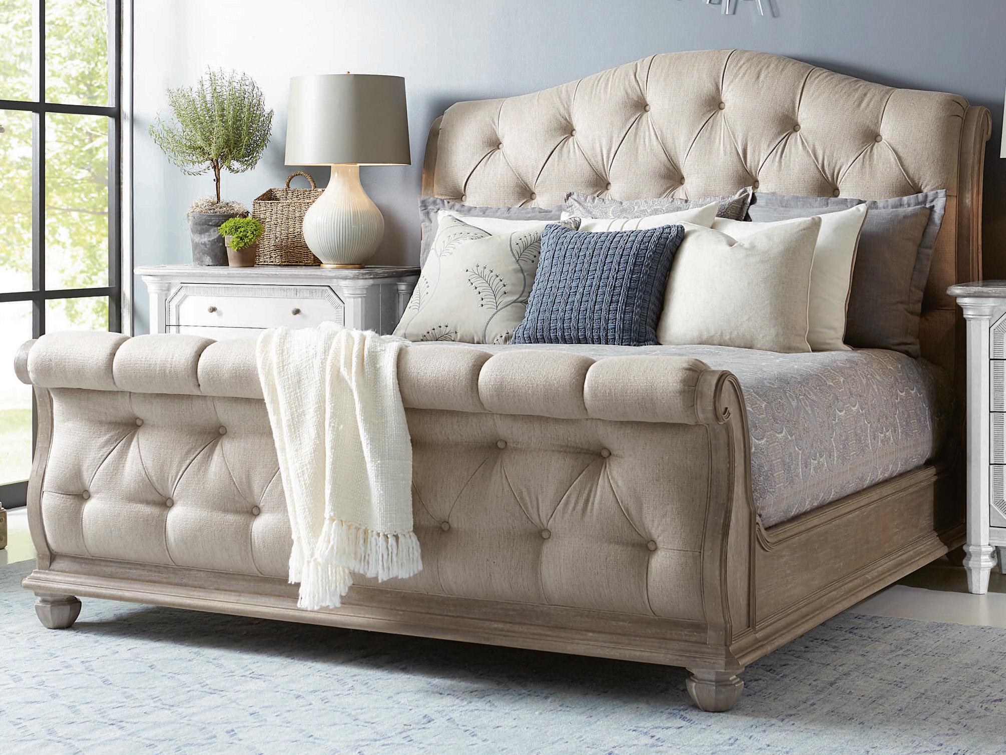 A.R.T. Furniture Summer Creek Shoals Scrubbed Oak Beige Wood Upholstered Queen Sleigh Bed