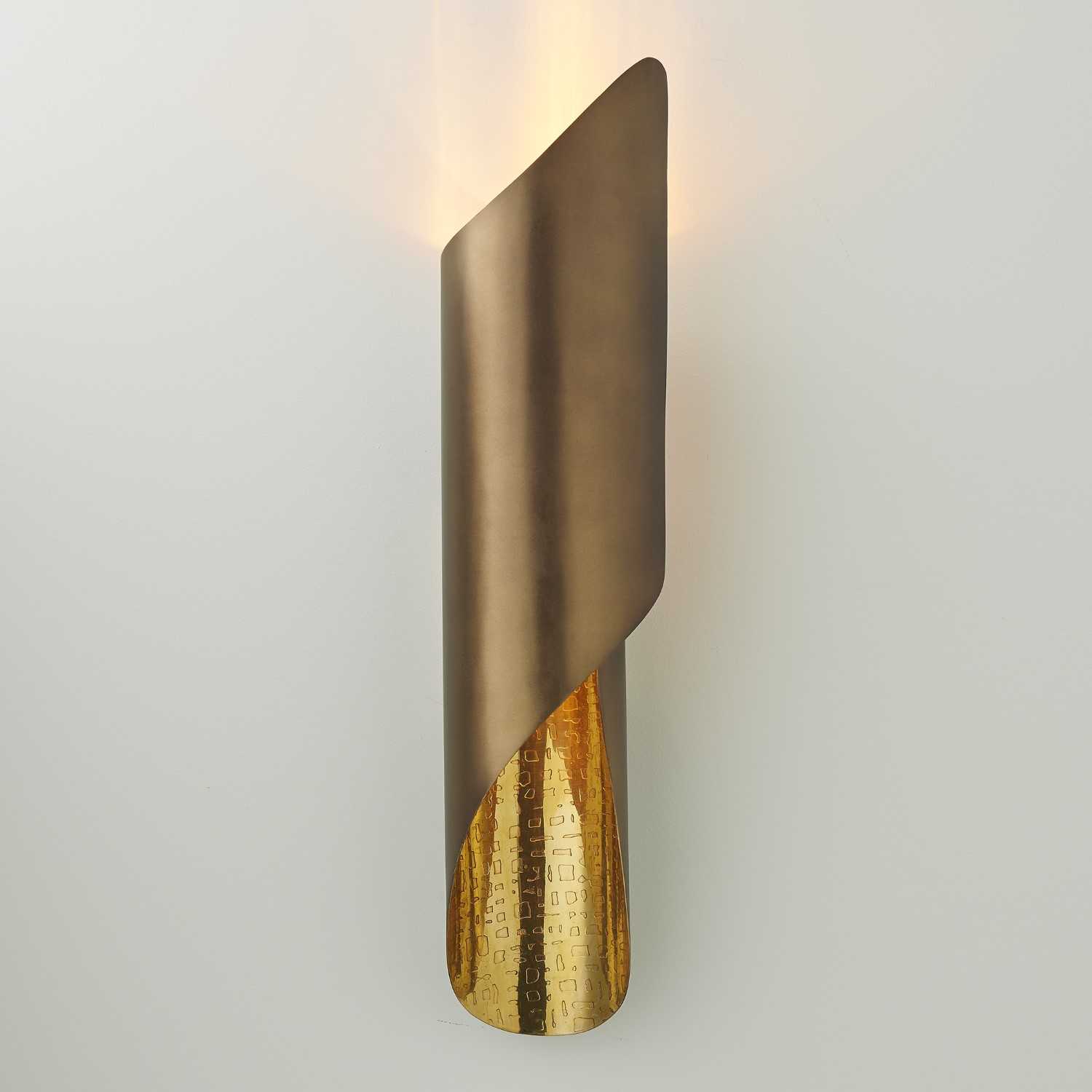Global Views 1-Light Antique Brass Shiny Wall Sconce