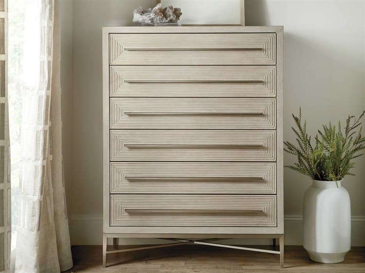 Hooker Furniture Cascade 6-Drawers Terrain Champagne Oak Wood Accent Chest
