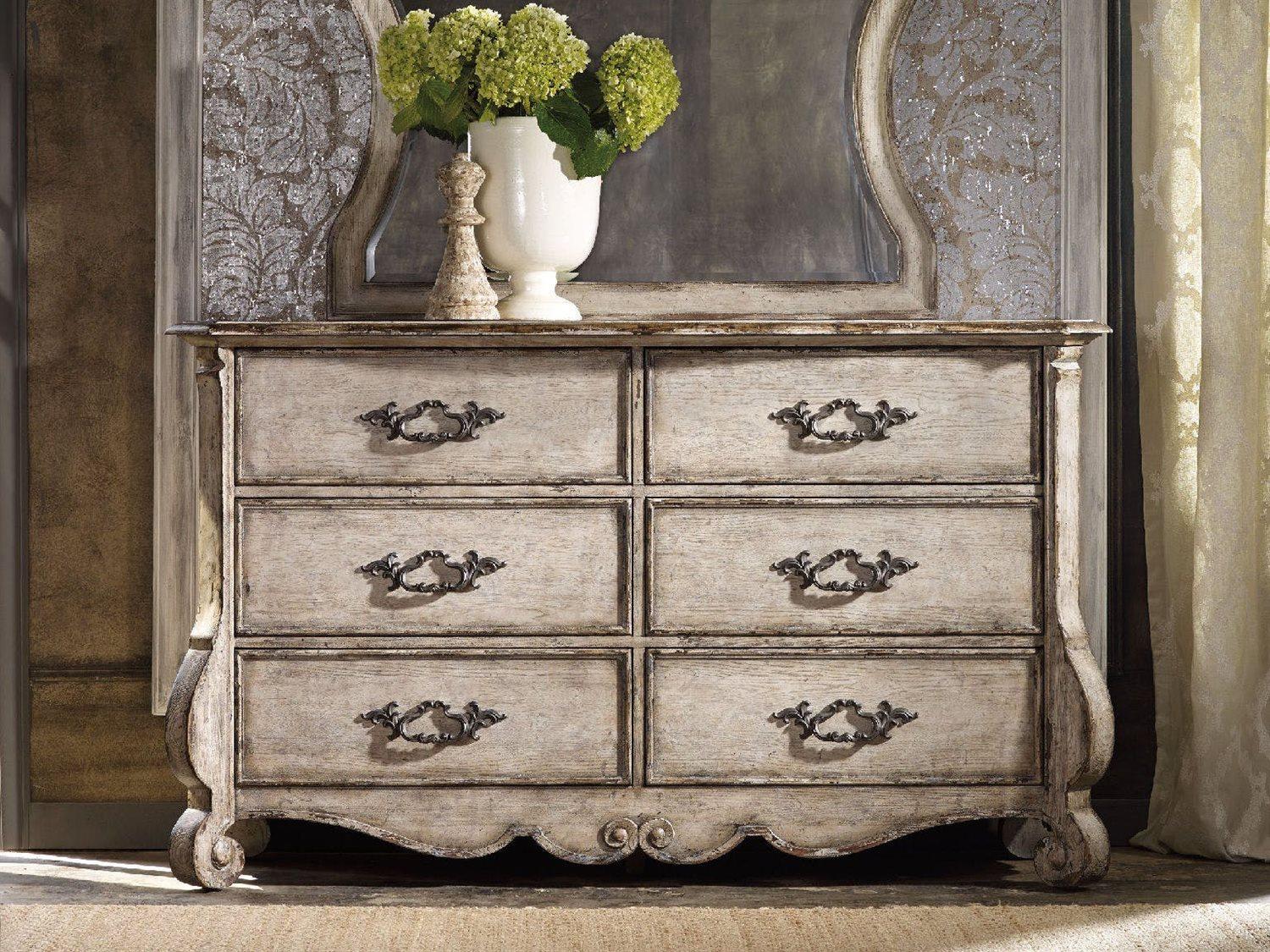 Hooker Furniture Chatelet 6-Drawers White Cedar Wood Double Dresser