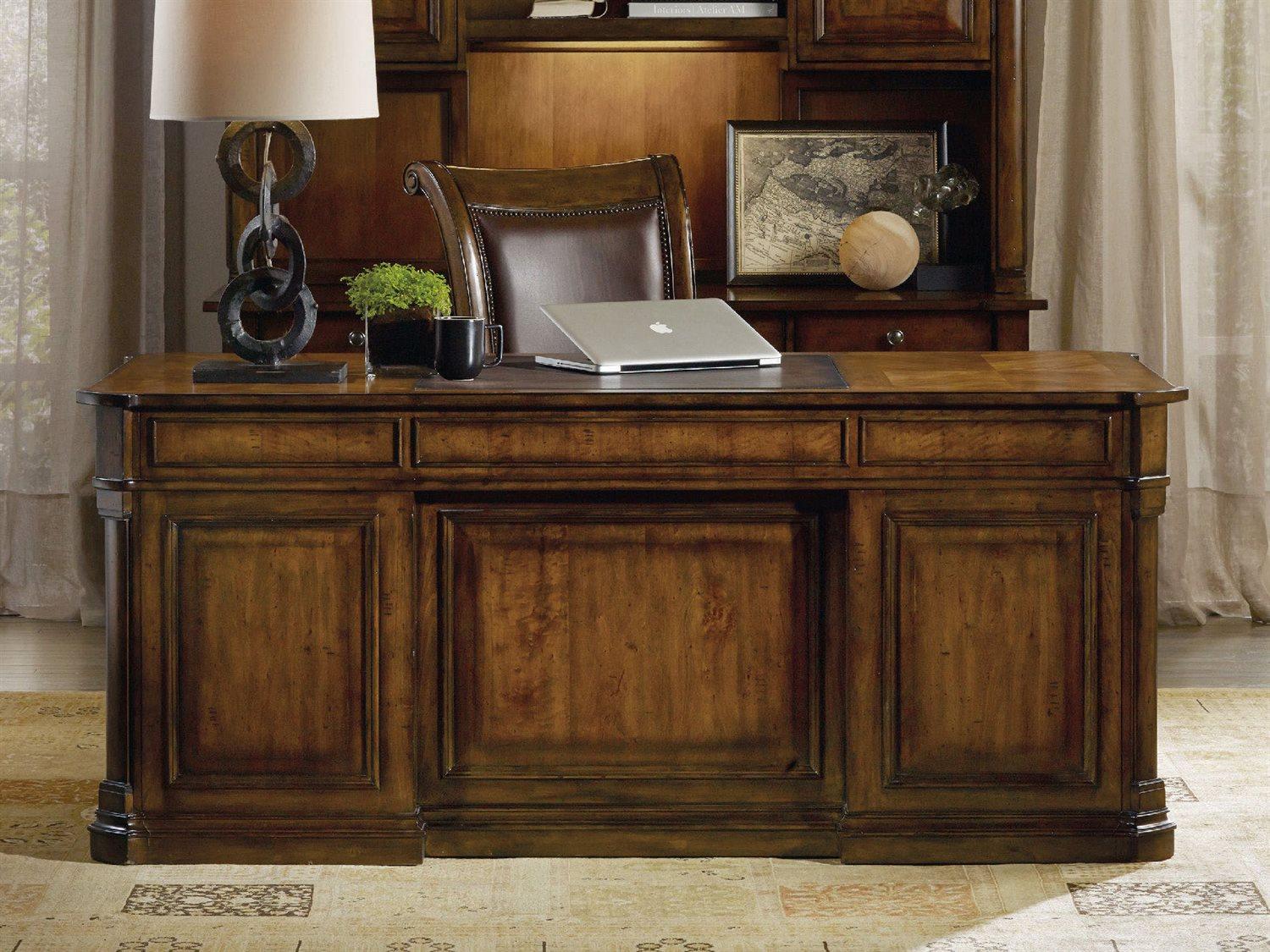 Hooker Furniture Tynecastle Wood Brown Alder Executive Desk