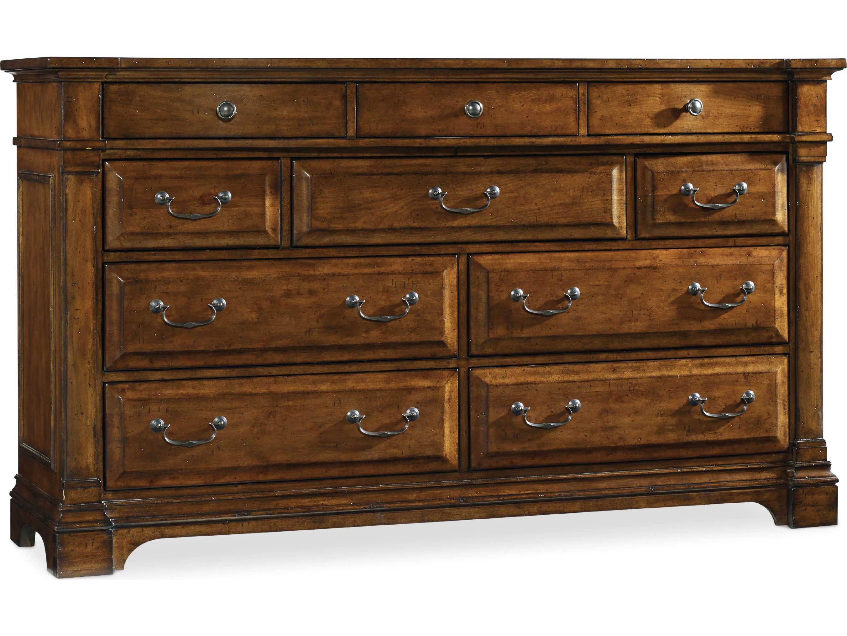Hooker Furniture Tynecastle 10-Drawers Brown Alder Wood Dresser