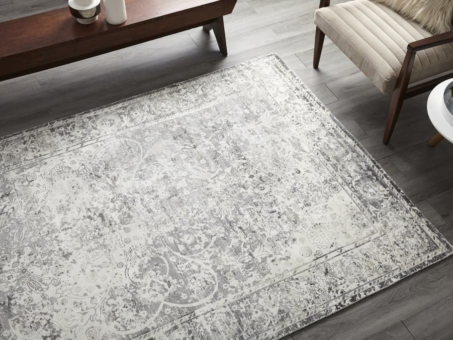 Solo Rugs Royal Bordered Area Rug