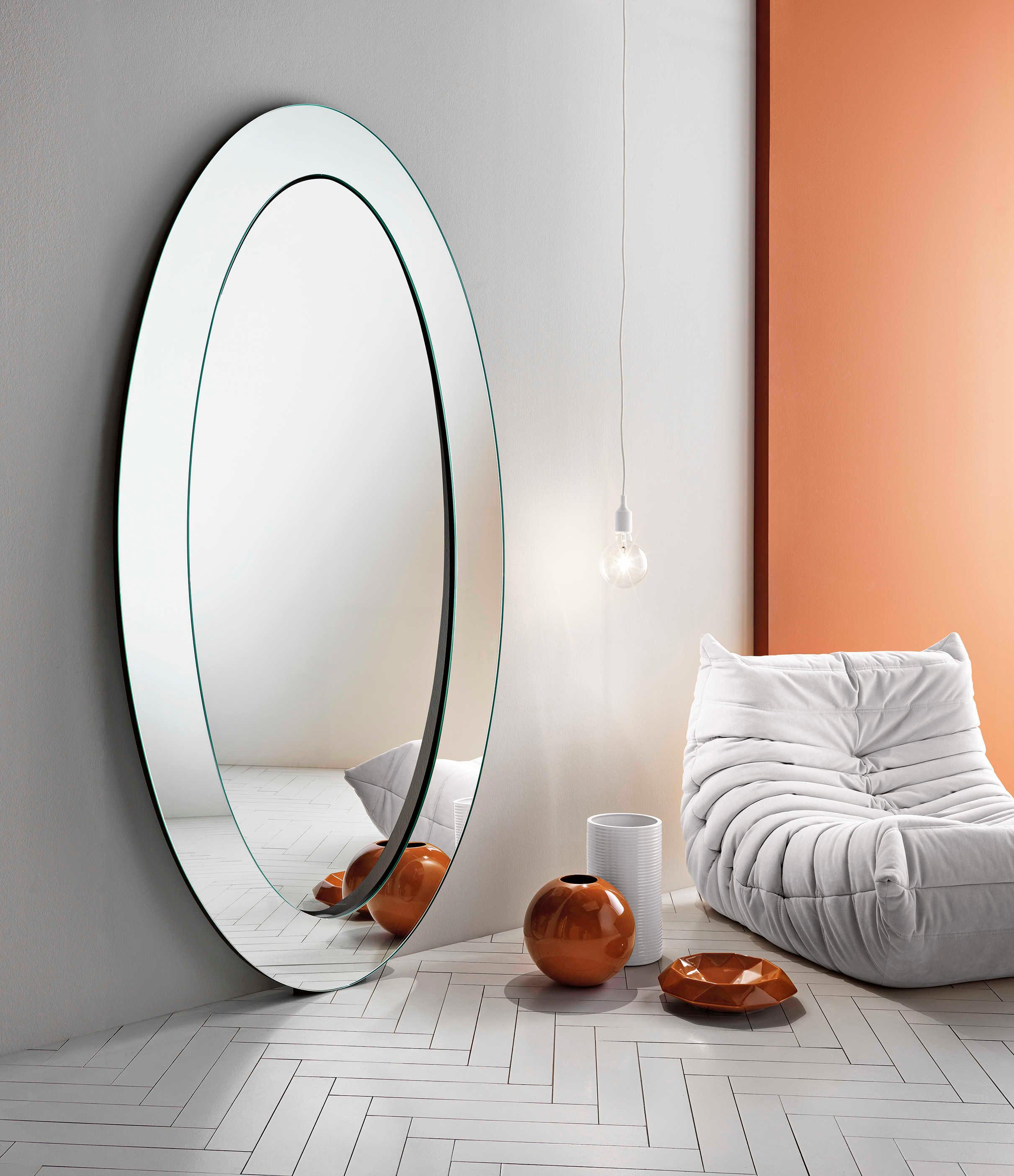 Tonelli Gerundio Oval Wall Mirror