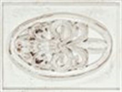 Finish: Classic White