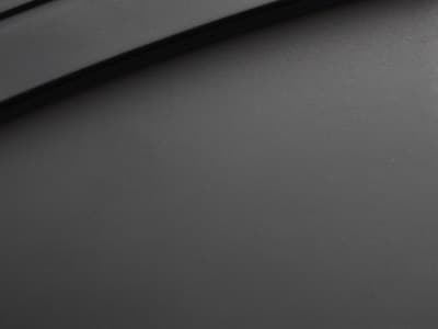 Metal Finish: Matte Black