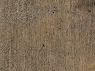 Table Finish: Distressed Nantucket
