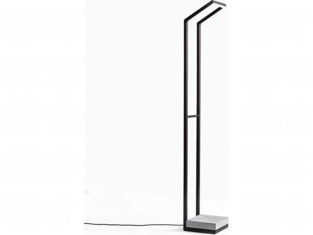 Tratto Standing Lamp in Graphite