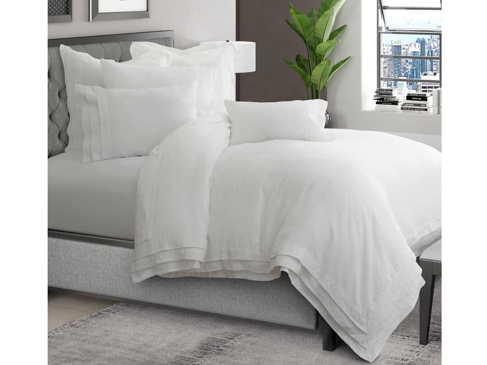 Addison 6-Piece Queen Linen Duvet Set in White