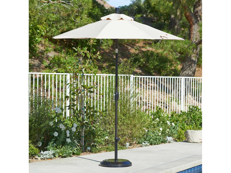 California Outdoor Umbrella Quick Ship Sun Master Series 7.5 Foot Octagon Market Aluminum Outdoor Umbrella with Crank Lift System