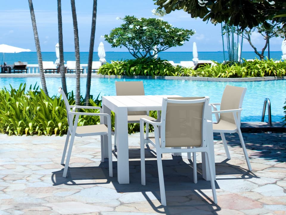 Pacific 5-Piece Extendable Resin Dining Set in White Taupe